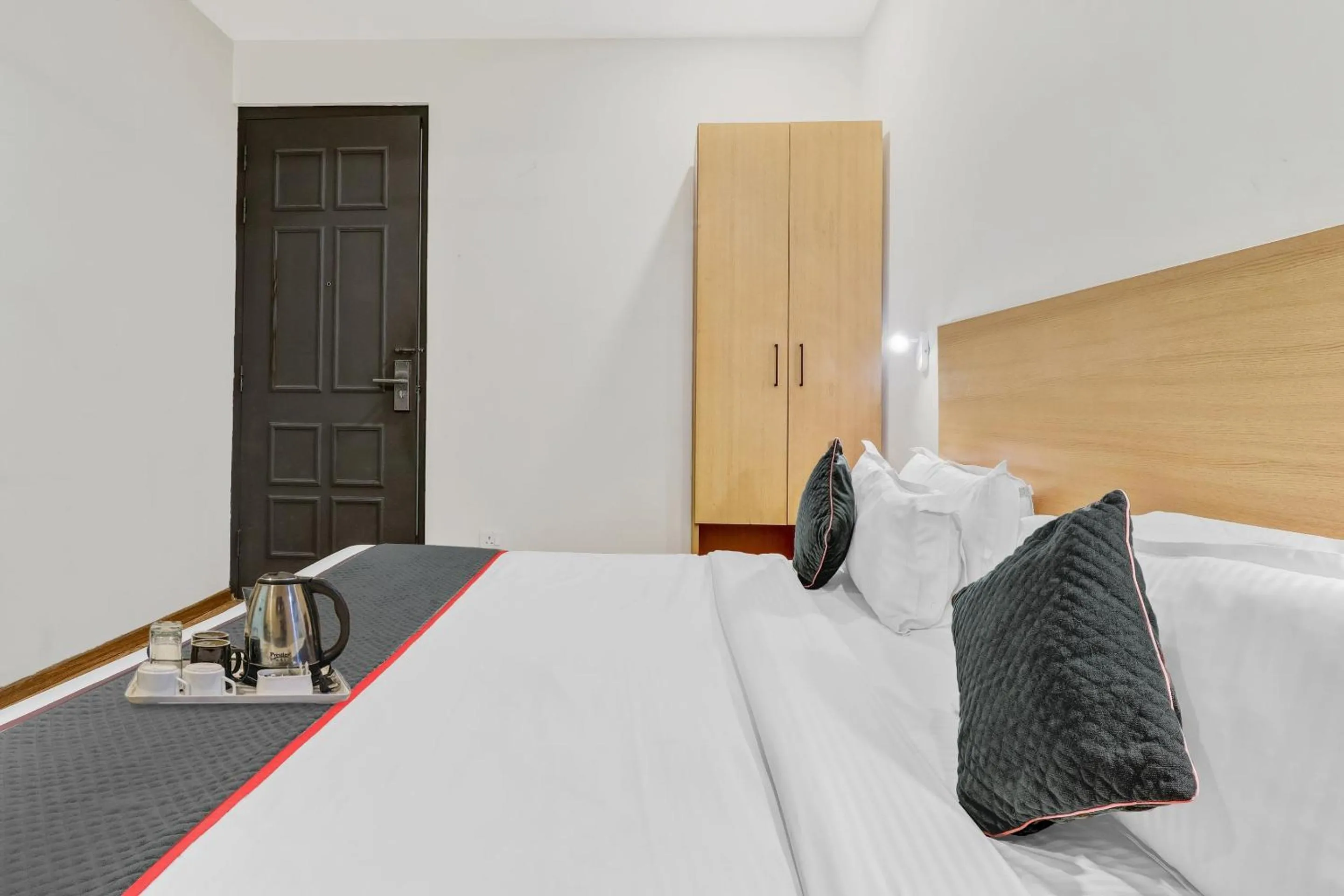 Bedroom, Bed in Super Townhouse 139 Ashiyana Smriti Upvan Near Emerald Mall Lucknow