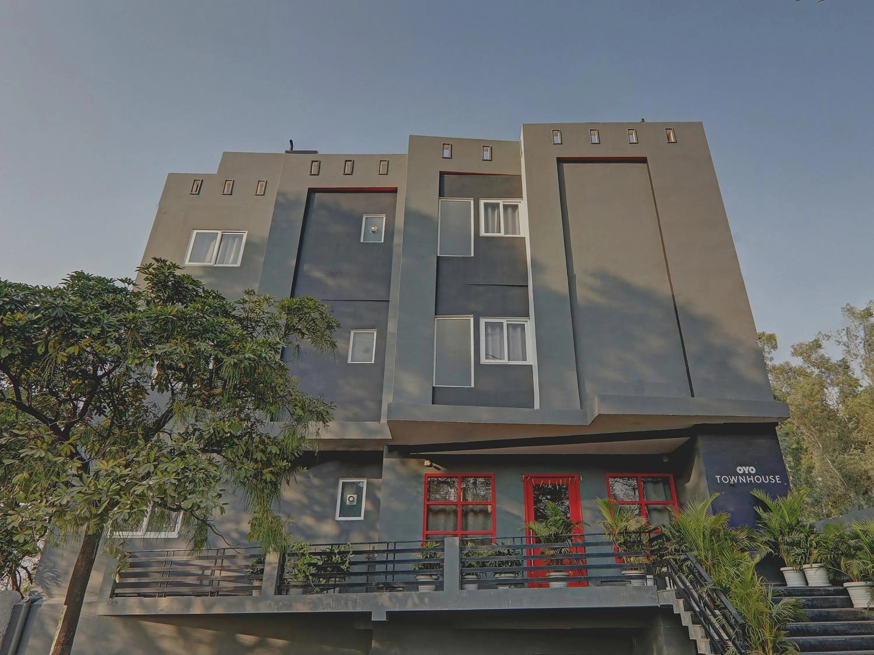 Facade/entrance in Super Townhouse 139 Ashiyana Smriti Upvan Near Emerald Mall Lucknow