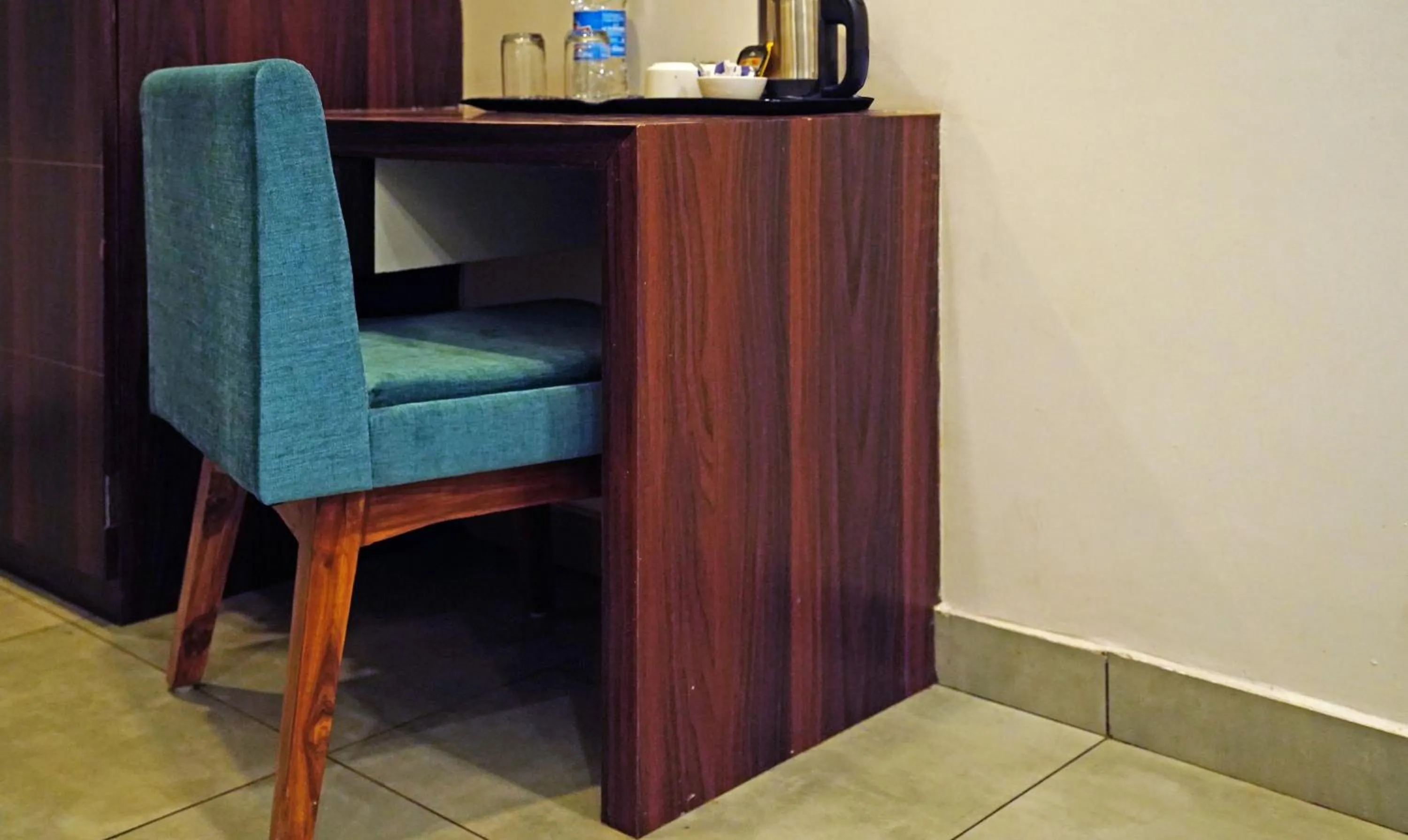 Seating area in Treebo Lazystay Grand Patia