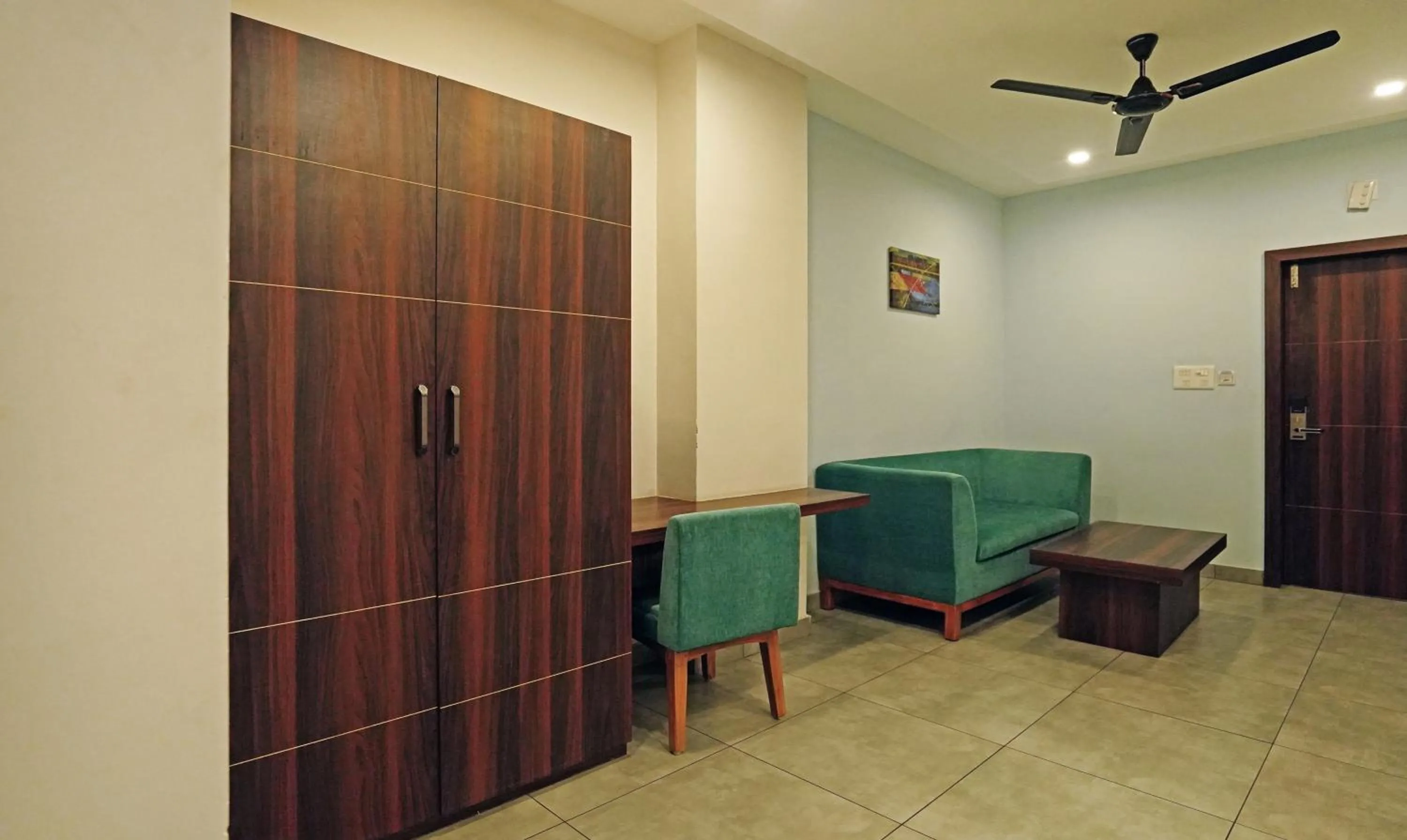 Seating area in Treebo Lazystay Grand Patia