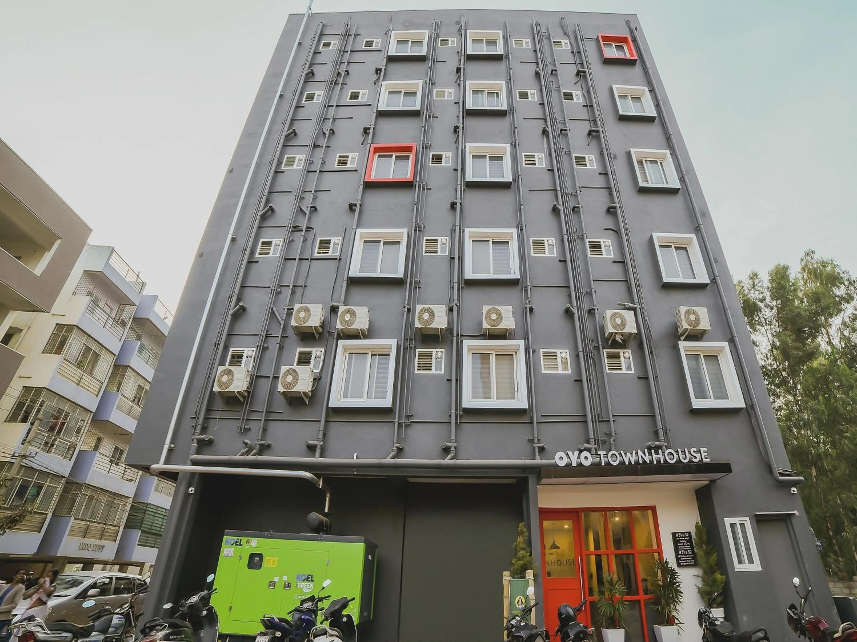 Facade/entrance in Townhouse Karmelaram Railway Station Sarjapur