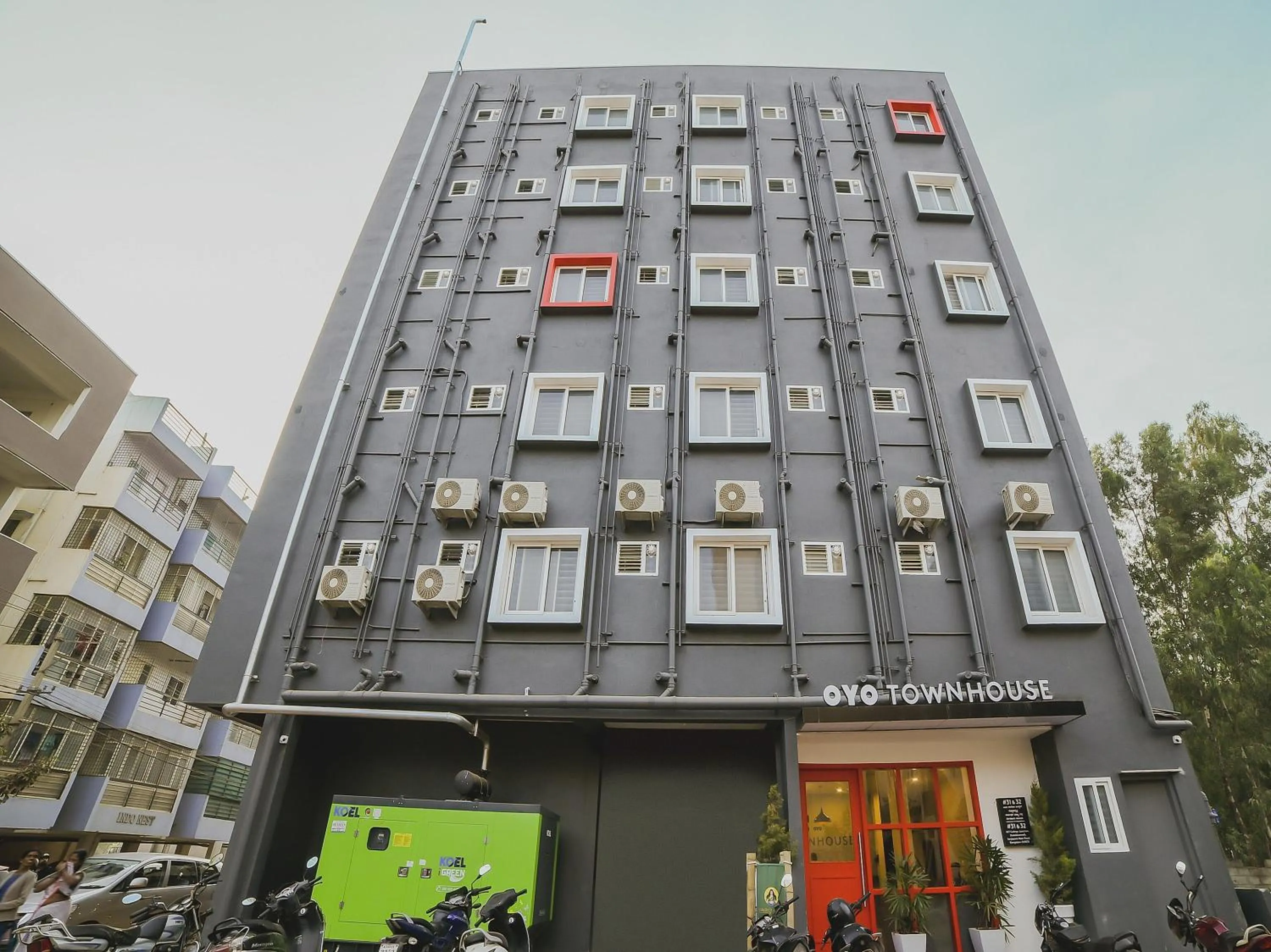 Facade/entrance in Townhouse Karmelaram Railway Station Sarjapur