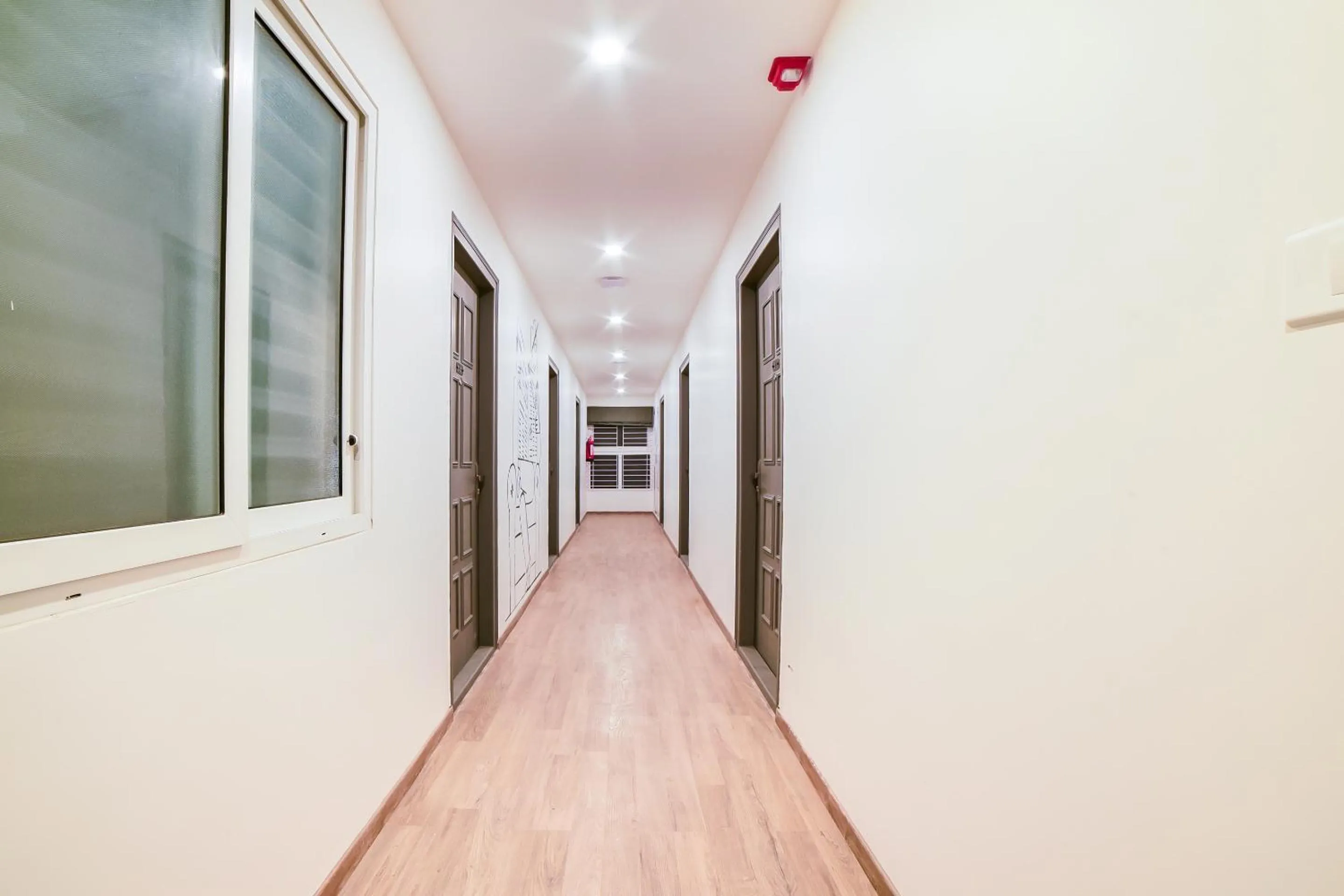 Lobby or reception in Townhouse Karmelaram Railway Station Sarjapur