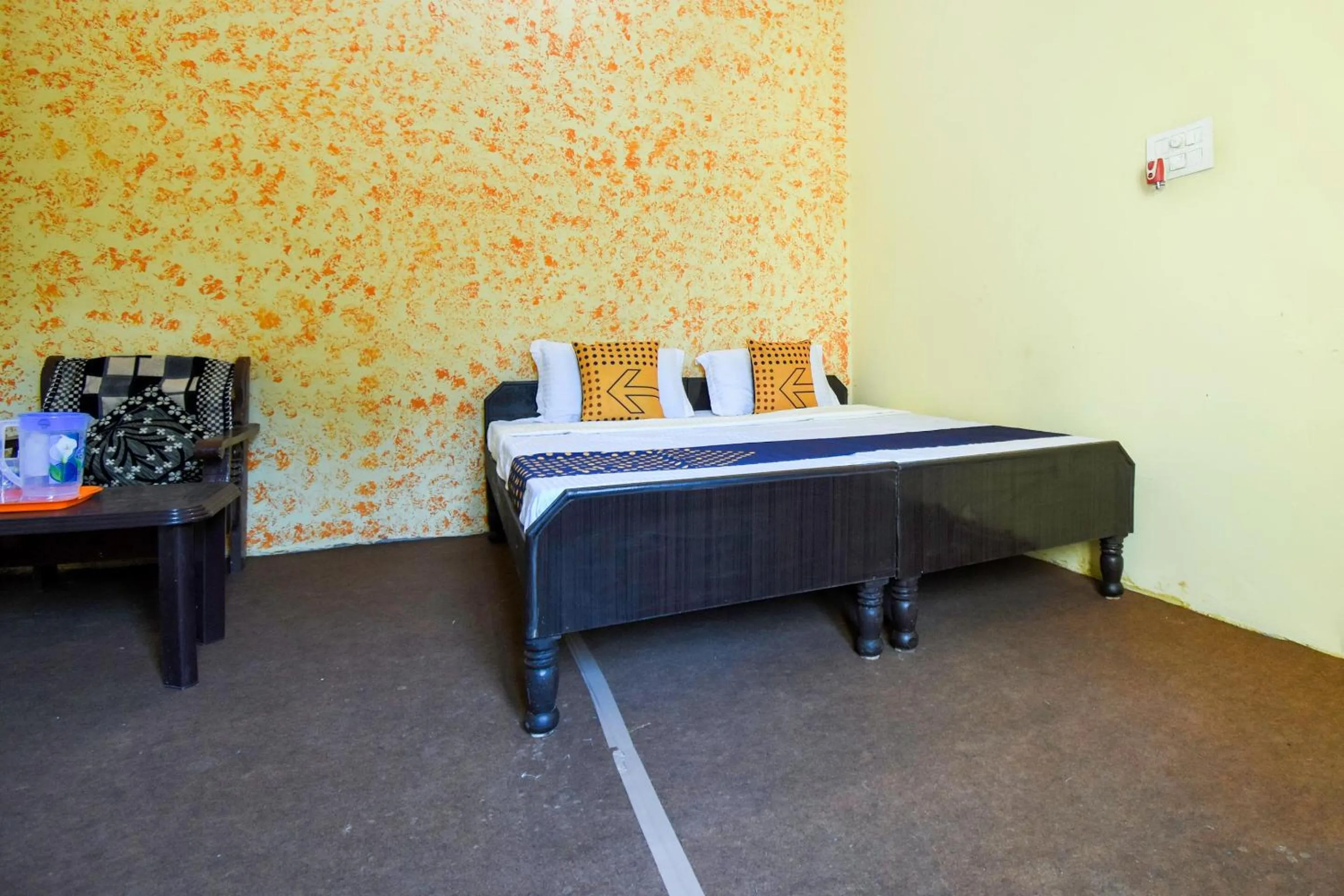 Bedroom in SPOT ON Saini Guest House