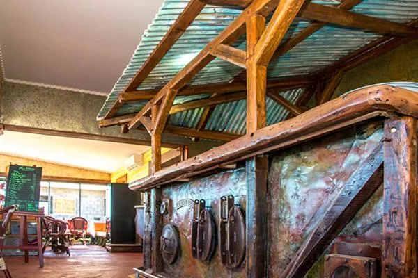 Restaurant/places to eat in Gadiamb City