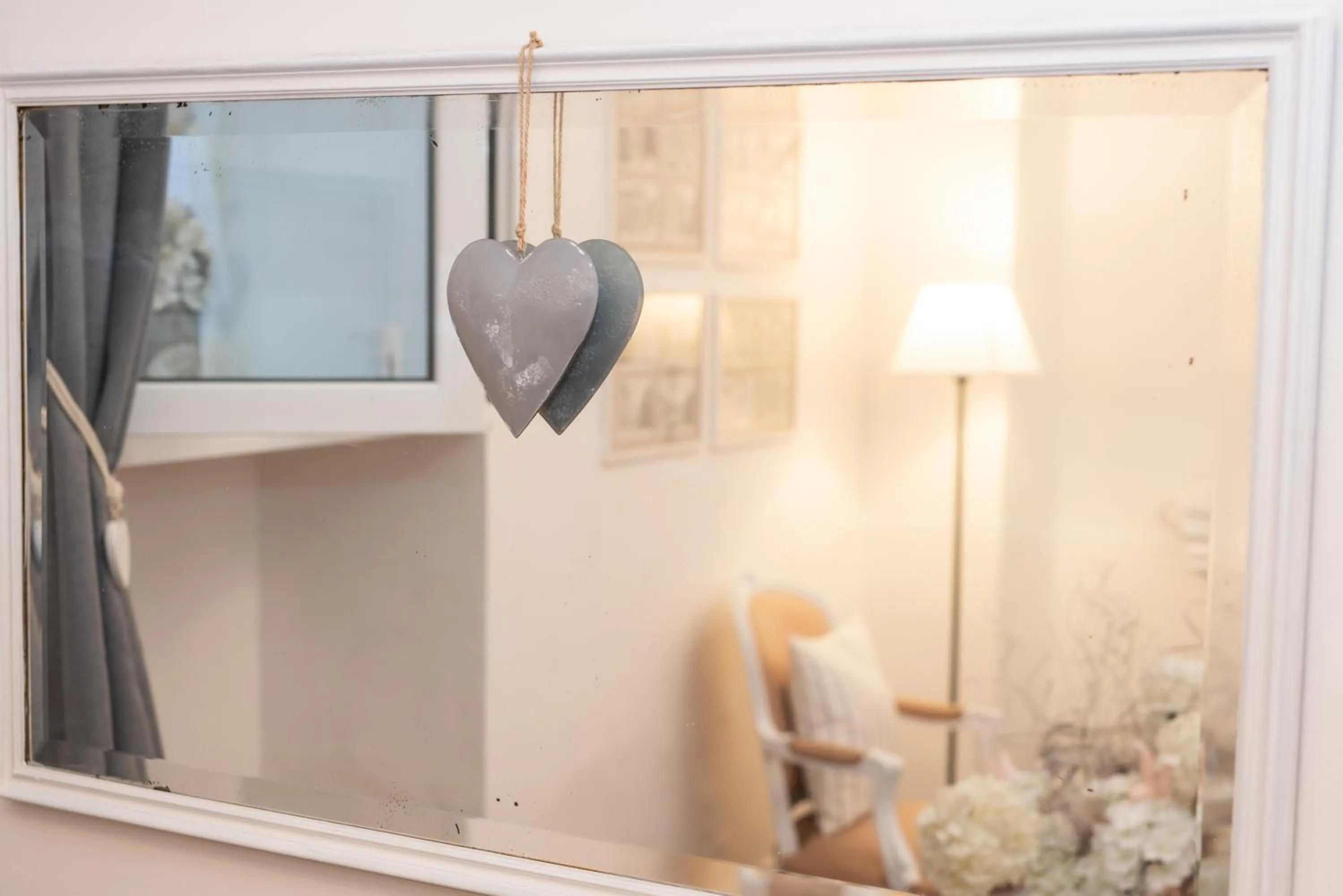 Decorative detail in Sweet Arco Farnese