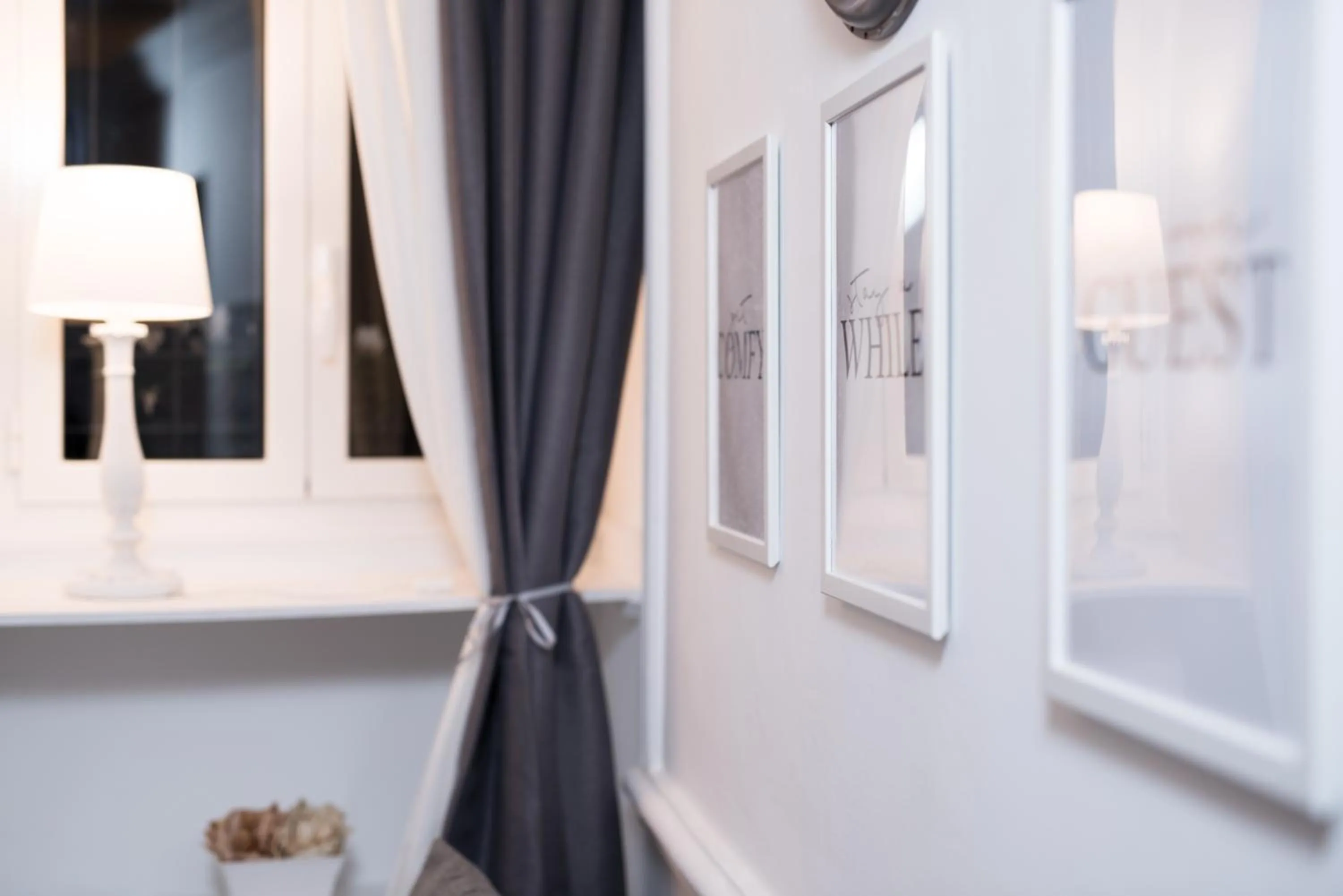 Communal lounge/ TV room in Sweet Arco Farnese