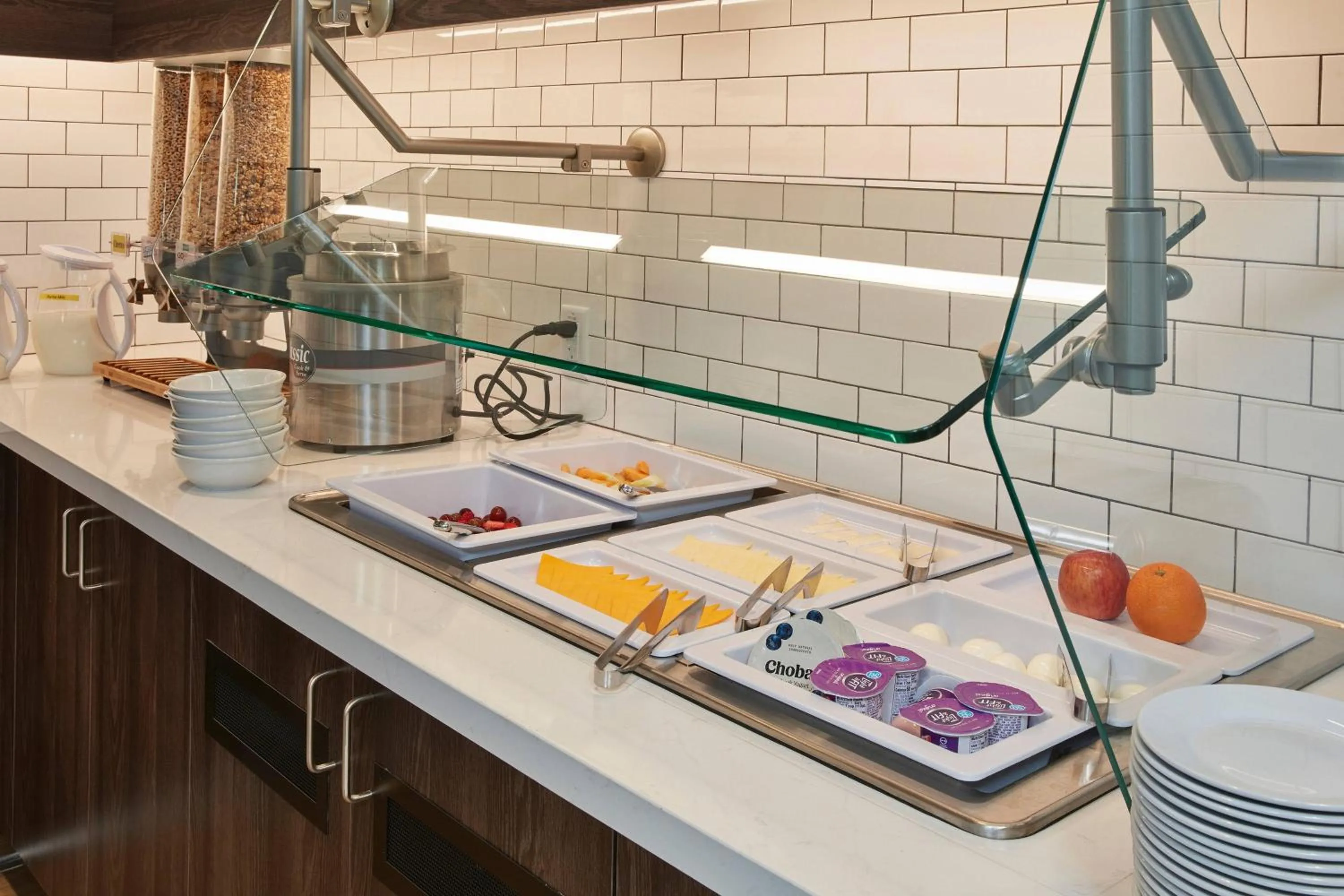 Breakfast in Residence Inn Sacramento Davis