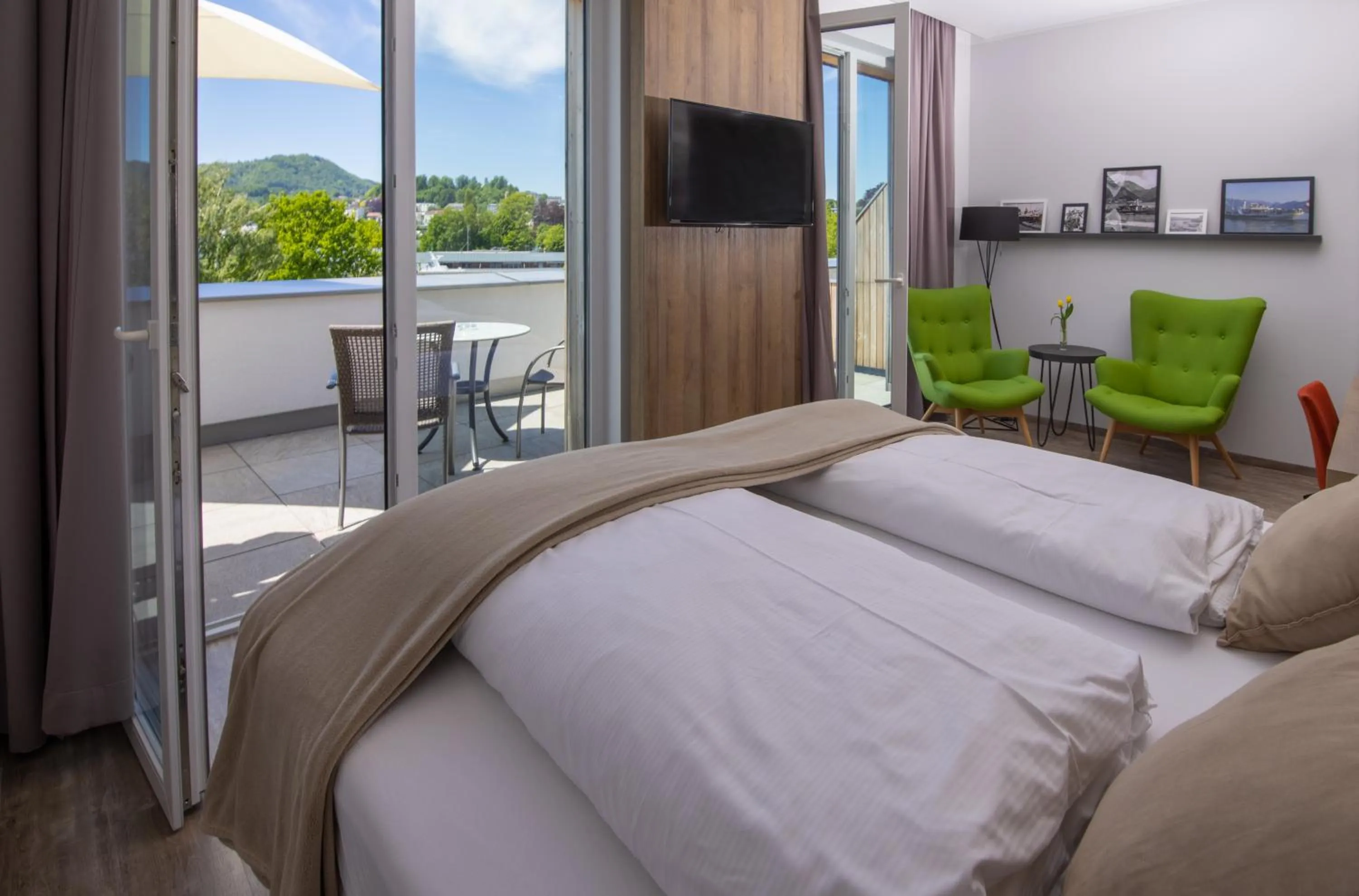 Bedroom, Bed in Seehotel im Weyer