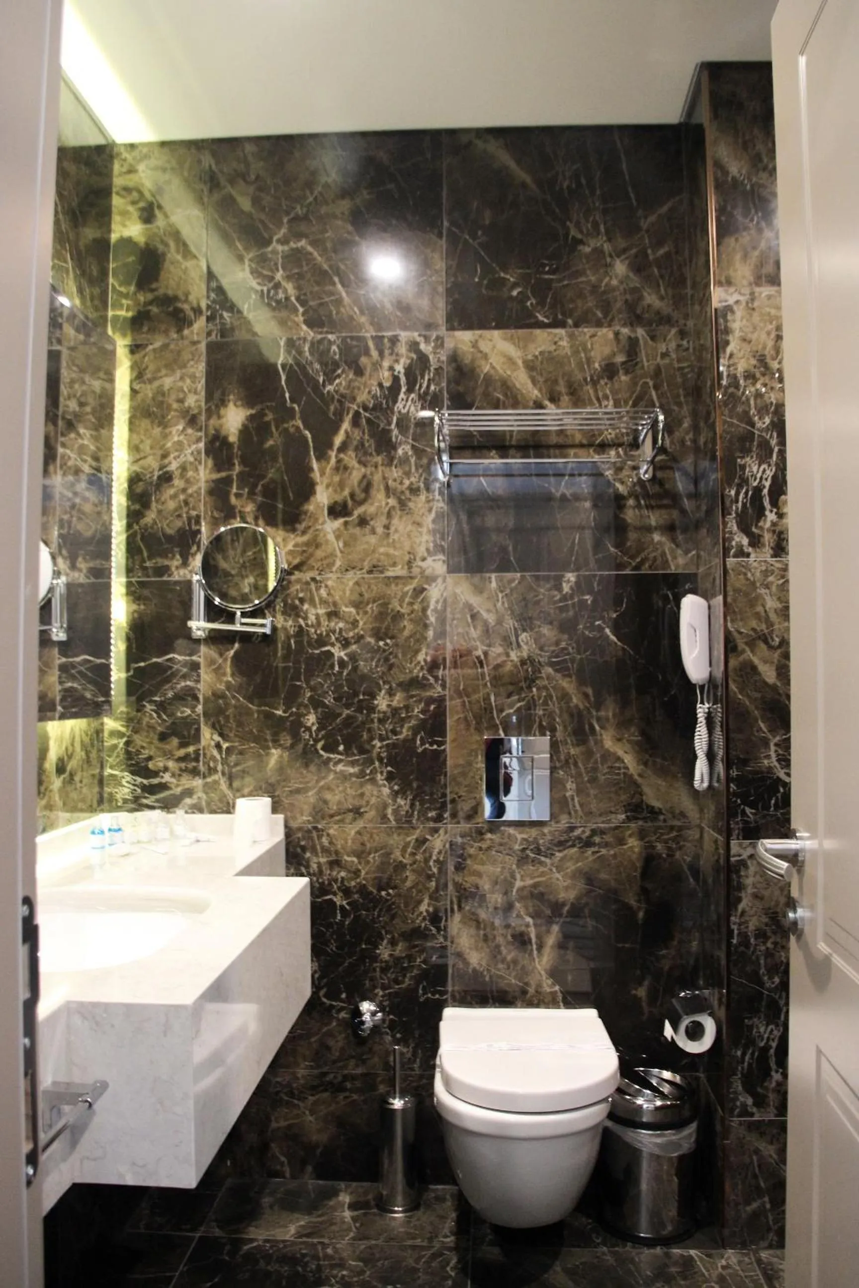 Shower in BLUE MUDANYA HOTEL