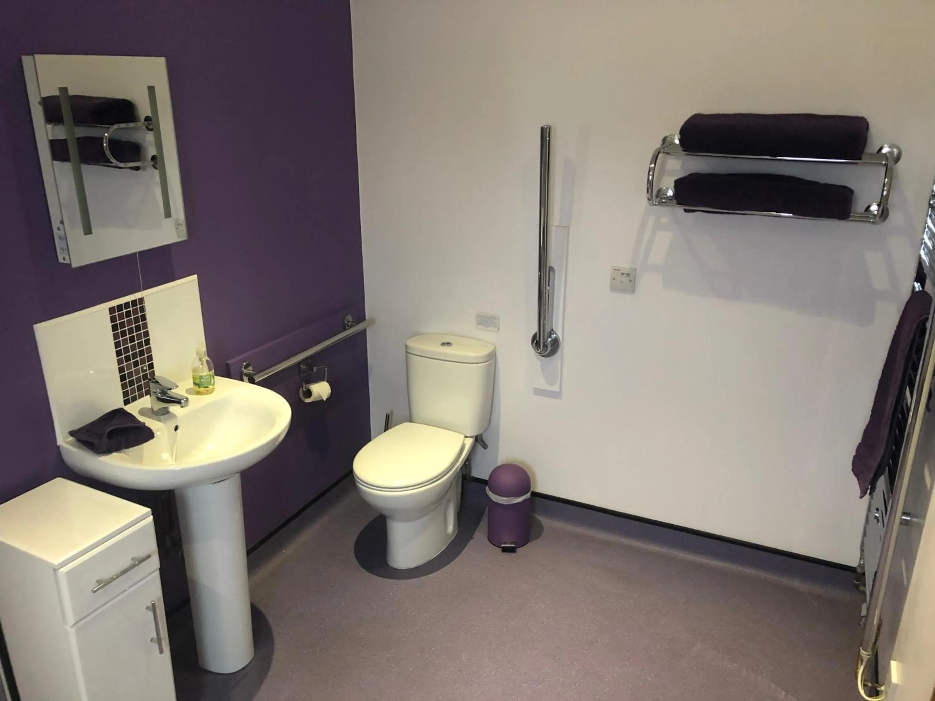 Bathroom in Balachladaich Loch Ness 2025 Now 3 Bed Self Catering - search Balachladaich Beachfront