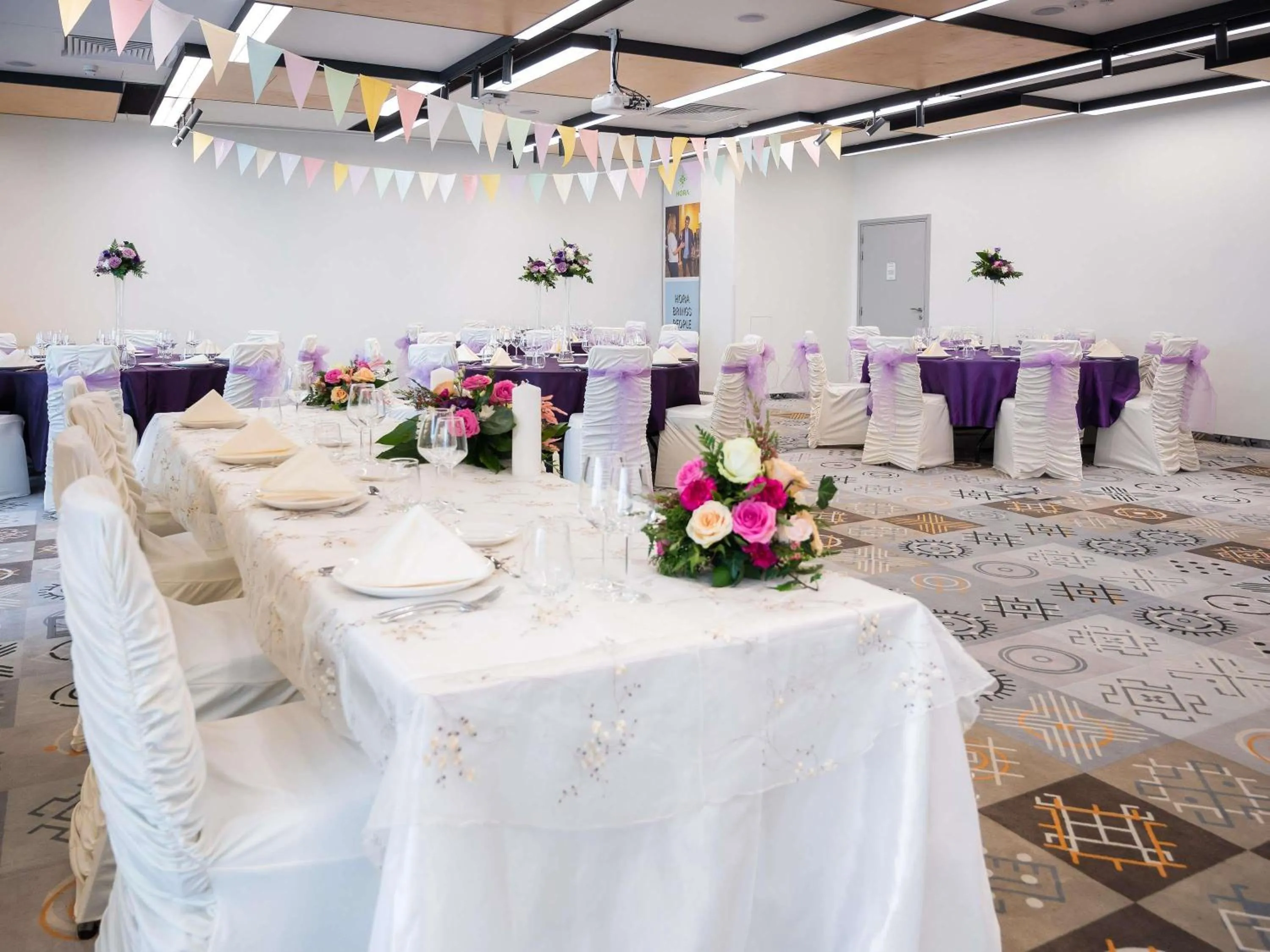 wedding in ibis Styles Bucharest City Center
