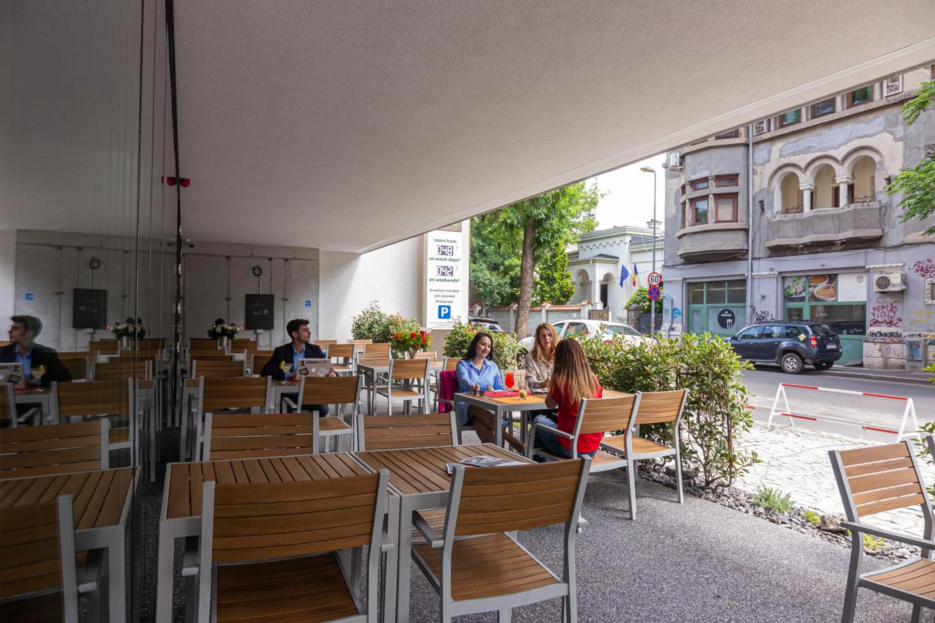 Meals in ibis Styles Bucharest City Center