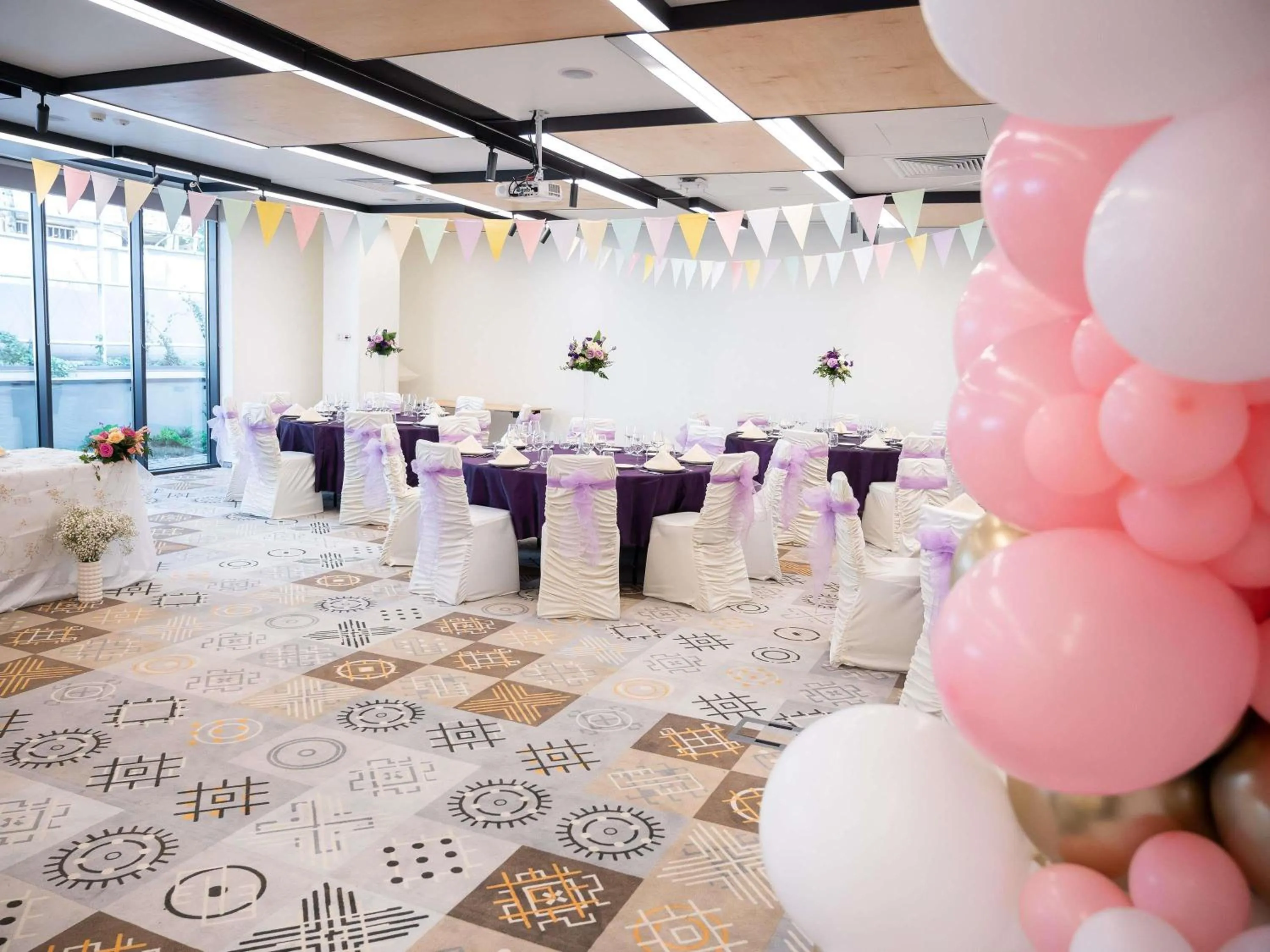 wedding in ibis Styles Bucharest City Center
