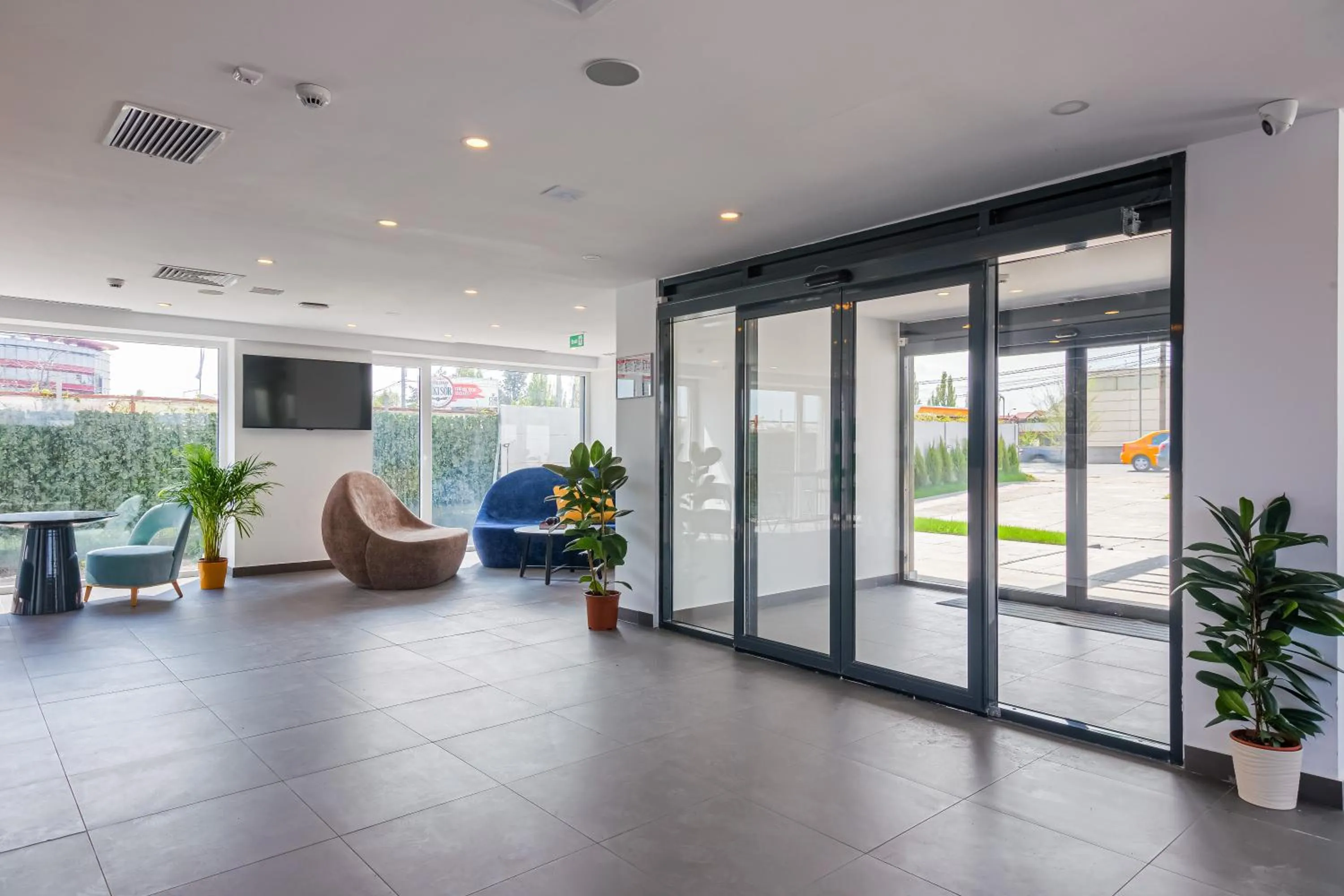 Seating area in Ibis Styles Bucharest Airport