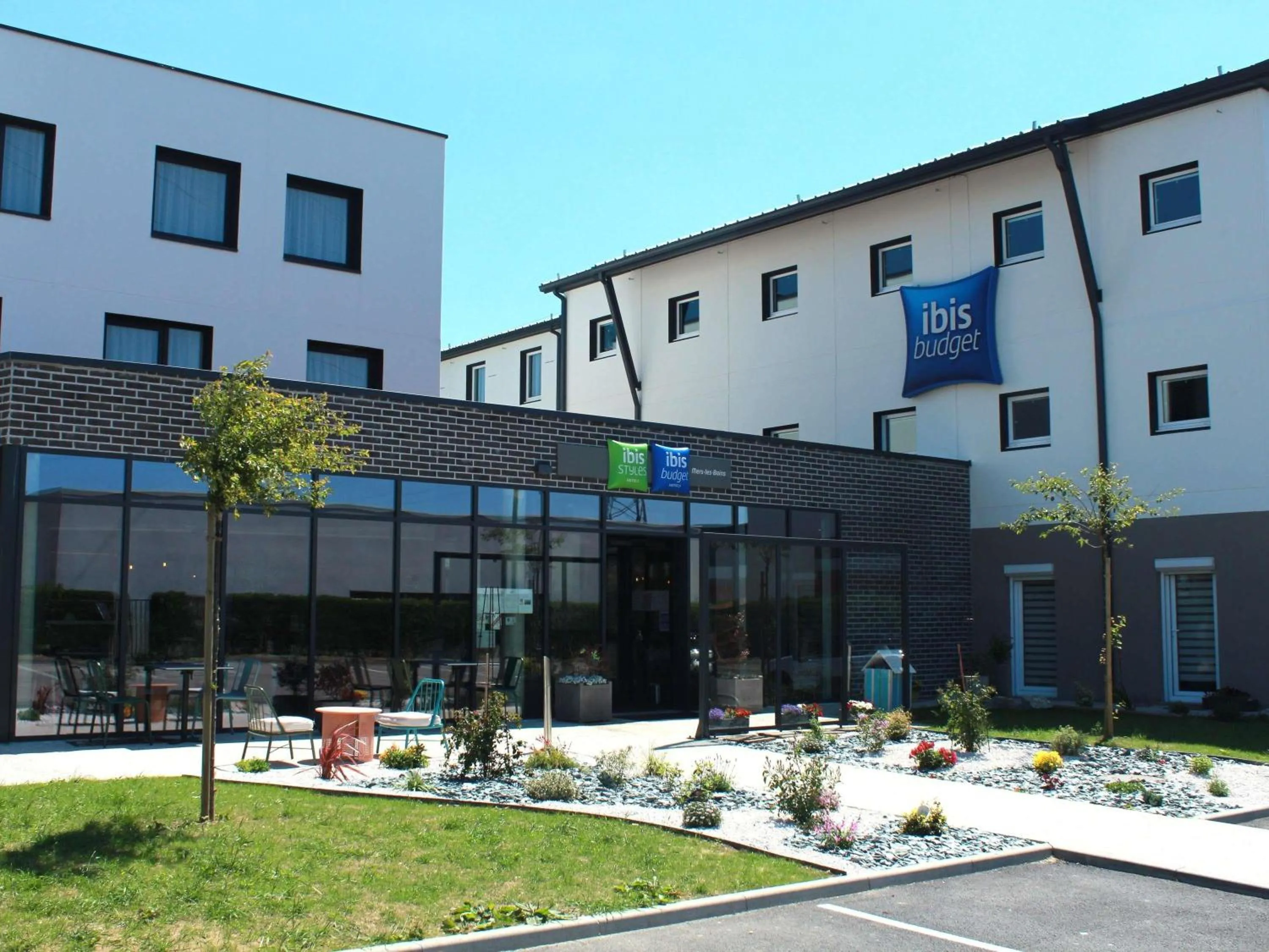 Property building in ibis Styles Le Treport Mers Les Bains