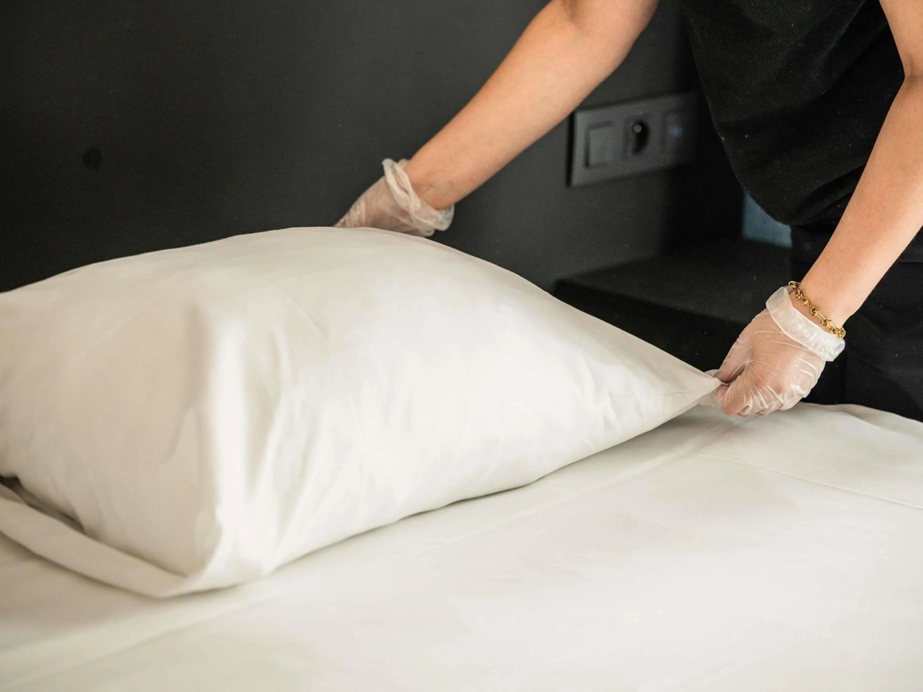 Bedroom in ibis Styles Liege Guillemins