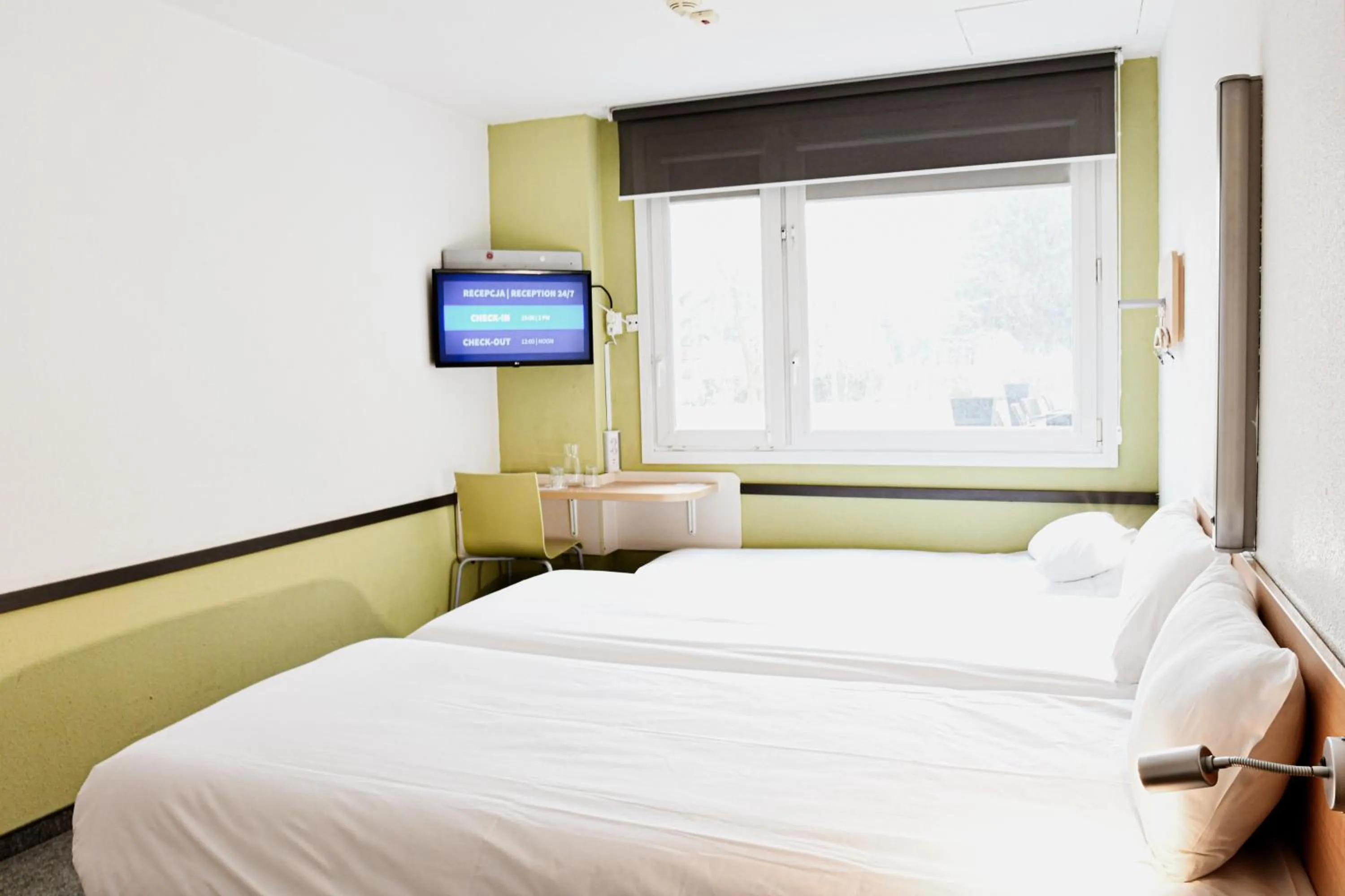 Bed in ibis budget Wrocław Stadion