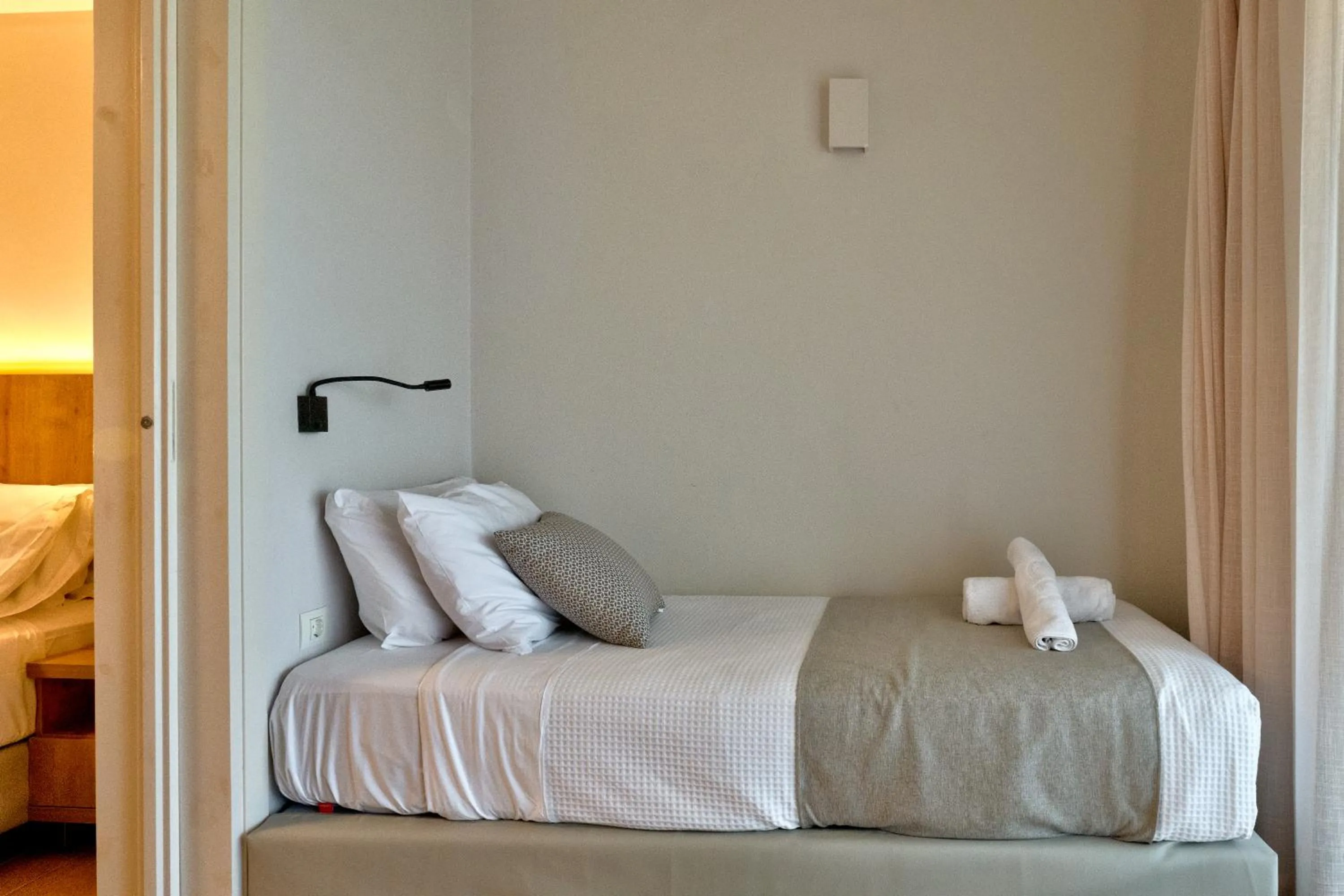 Bed in White Olive Elite Rethymno