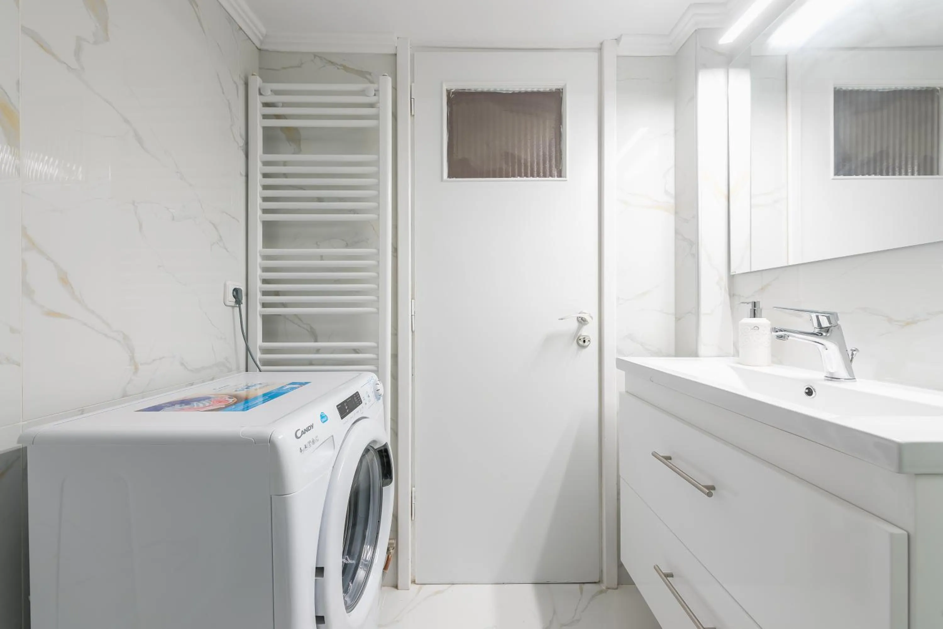 Victoria Diamond Suites Apartments