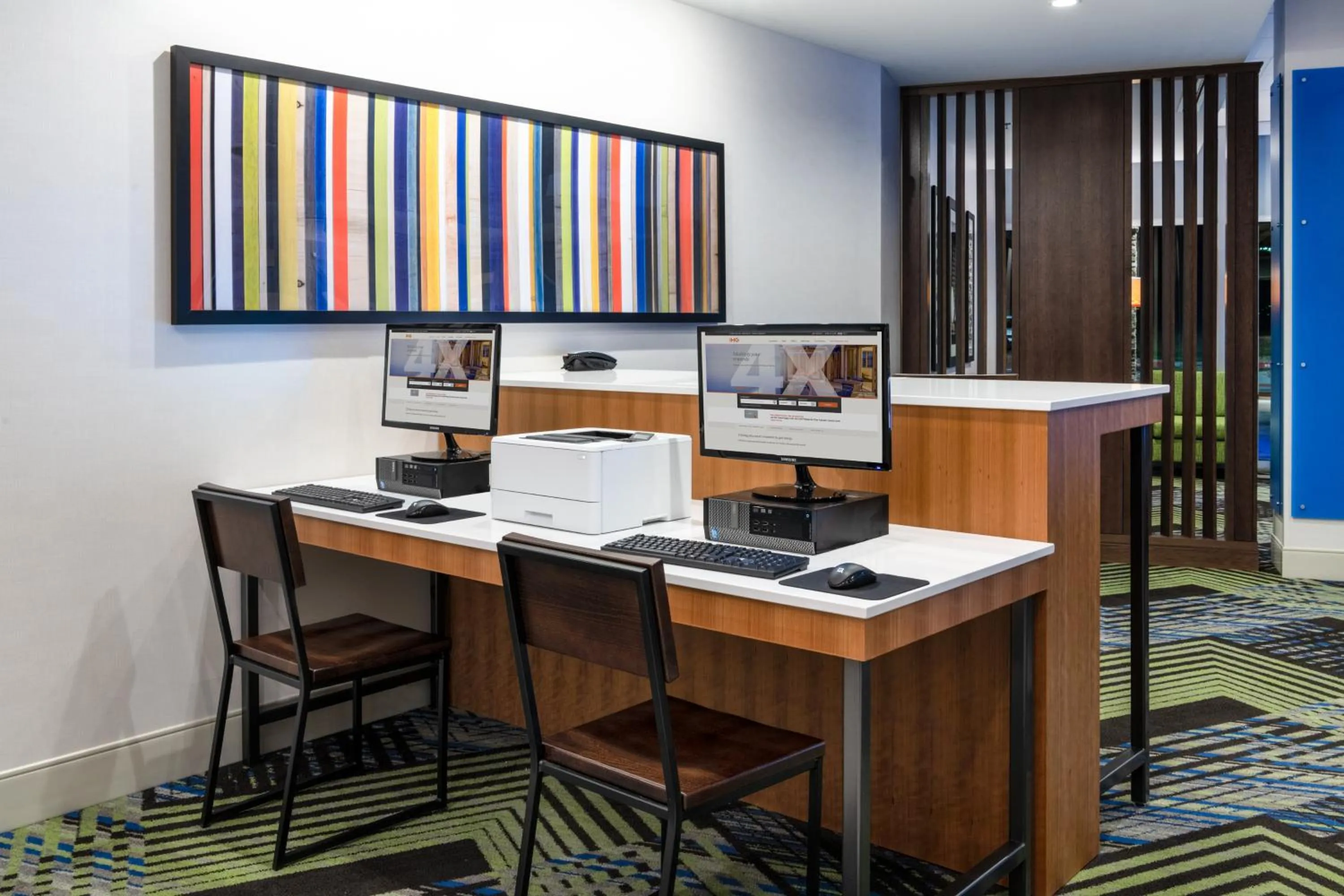 Business facilities in Holiday Inn Express & Suites - Colorado Springs South I-25 by IHG