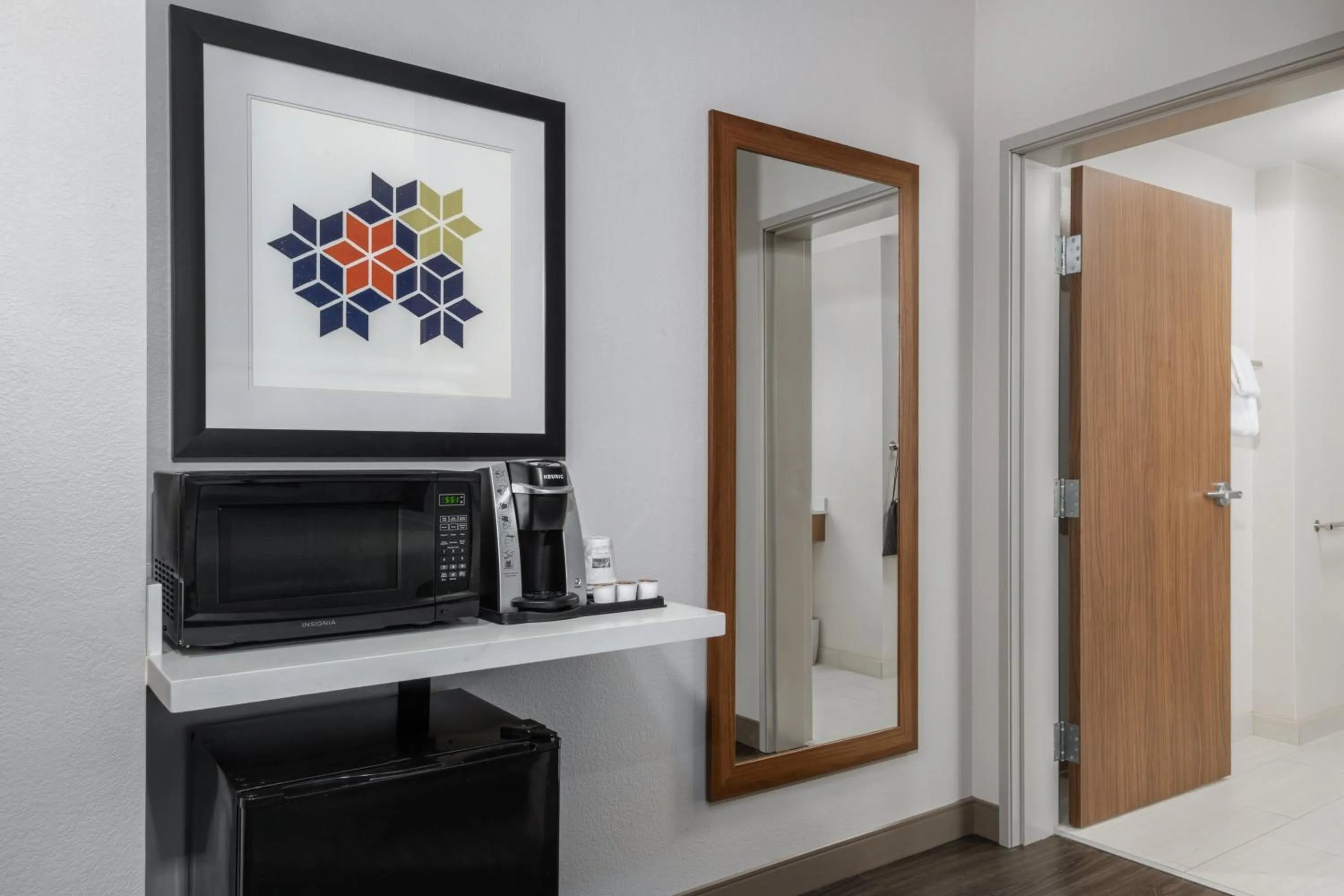 Photo of the whole room in Holiday Inn Express & Suites - Colorado Springs South I-25 by IHG