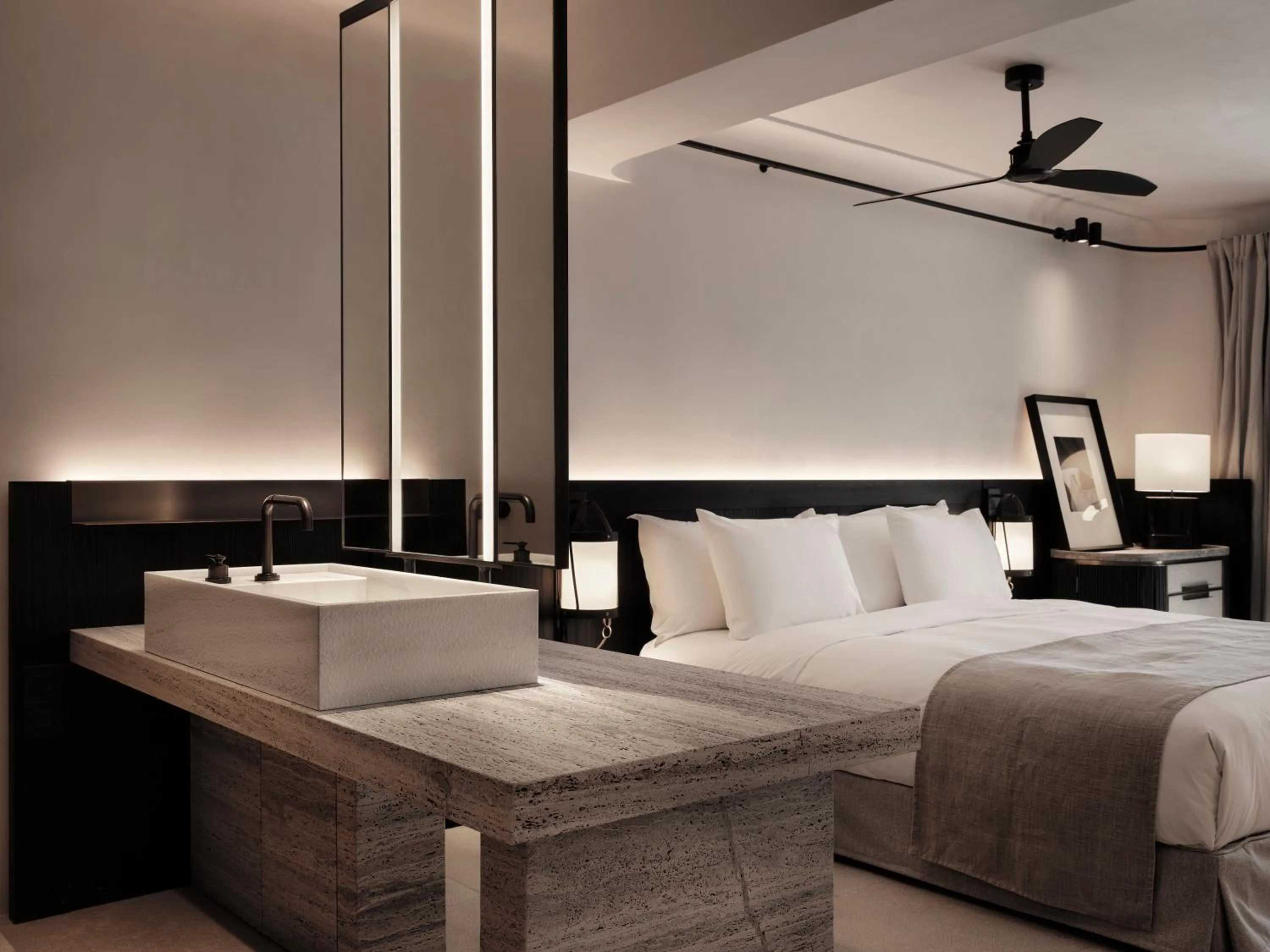 Bathroom, Bed in Kalesma Mykonos