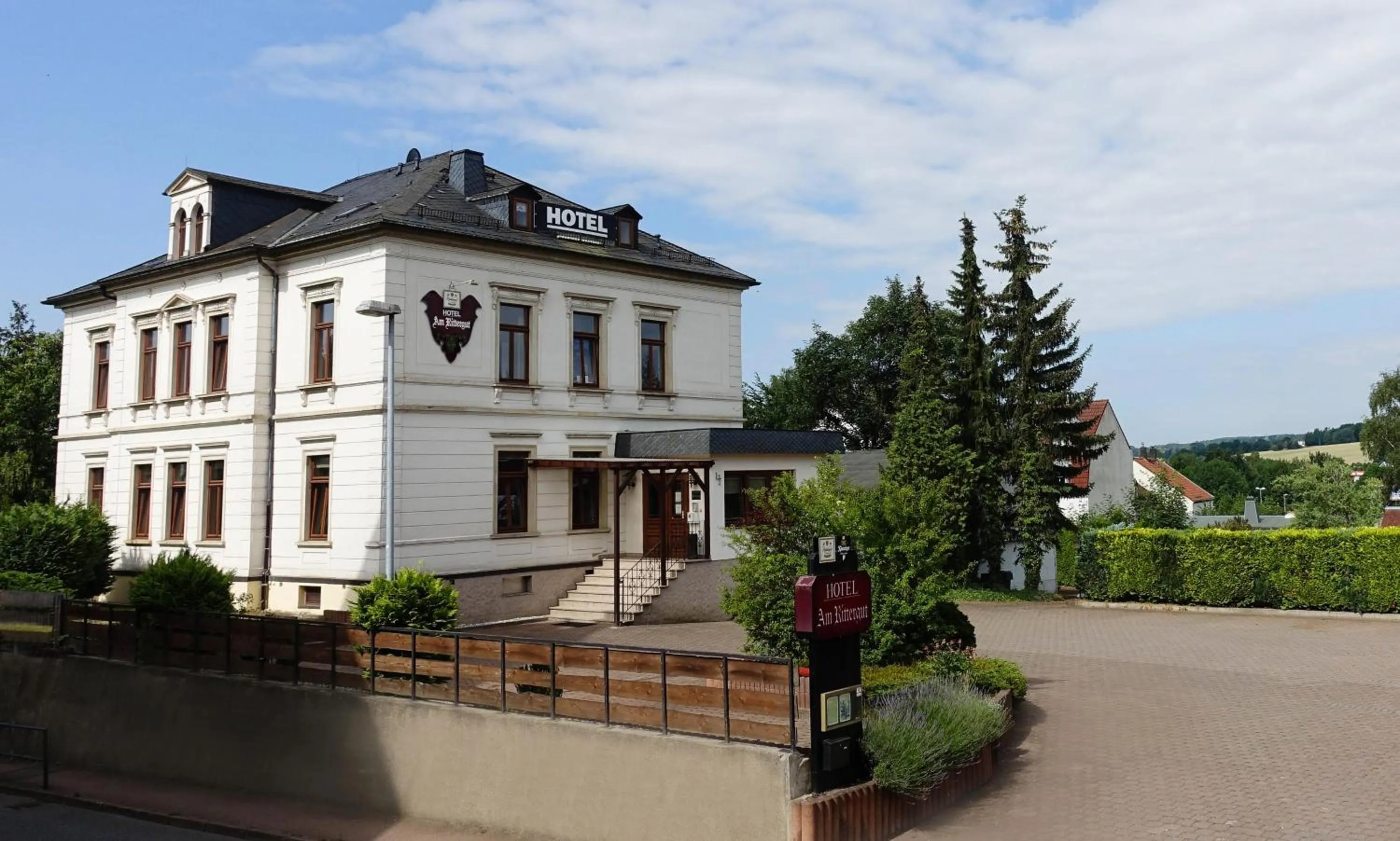 Facade/entrance in Hotel Am Rittergut