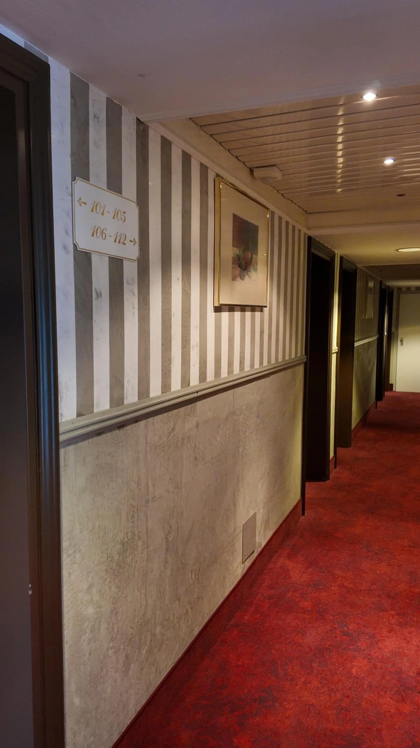 Property logo or sign in Hotel Aurbacher Hof GmbH