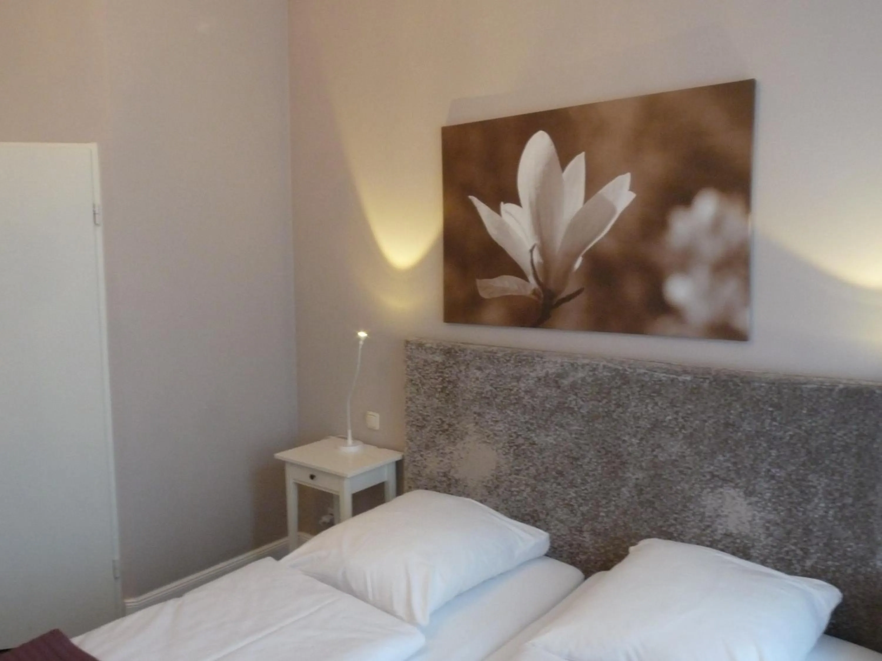 Bed in Hotel Commodore