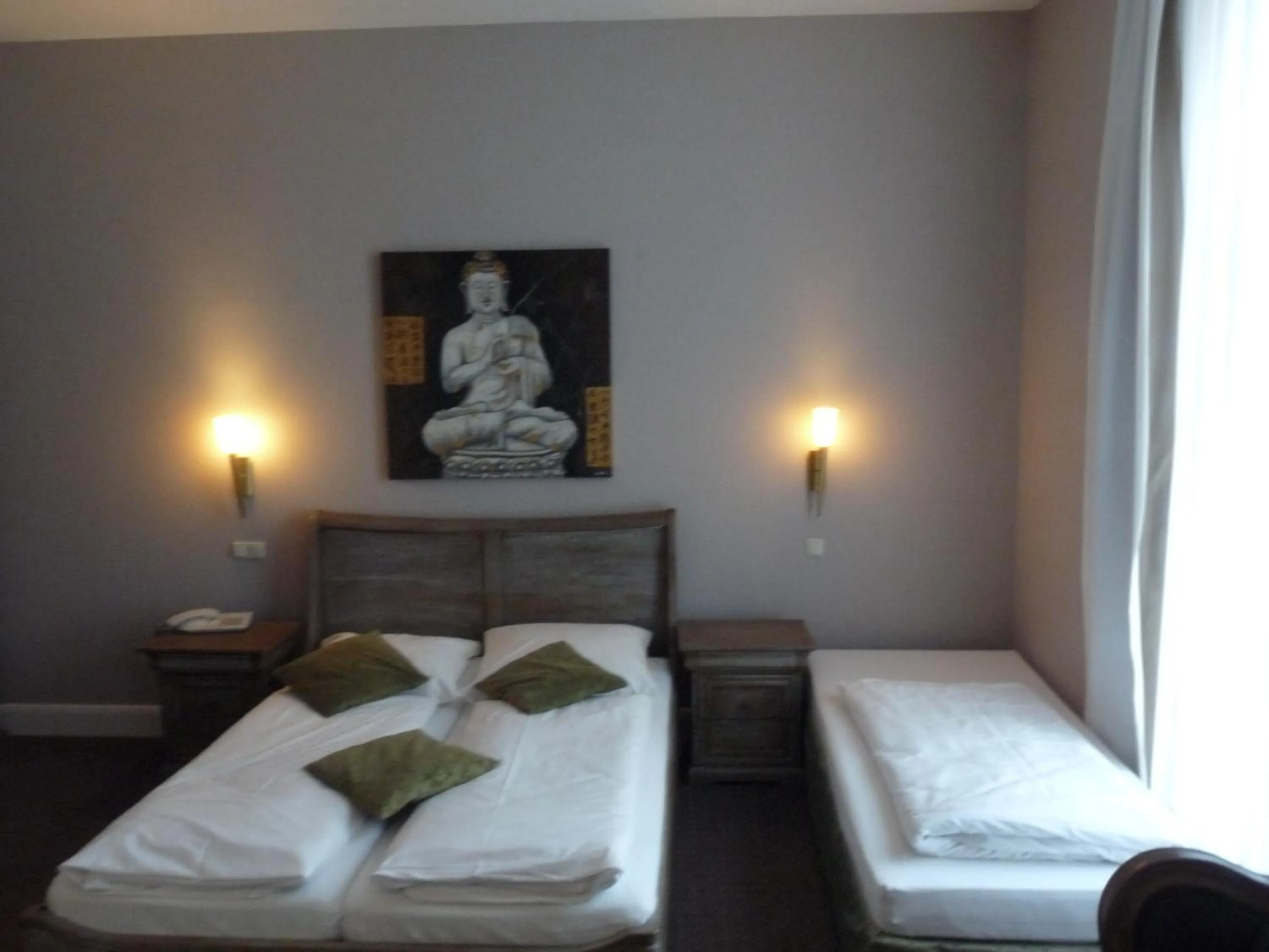 Bed in Hotel Commodore