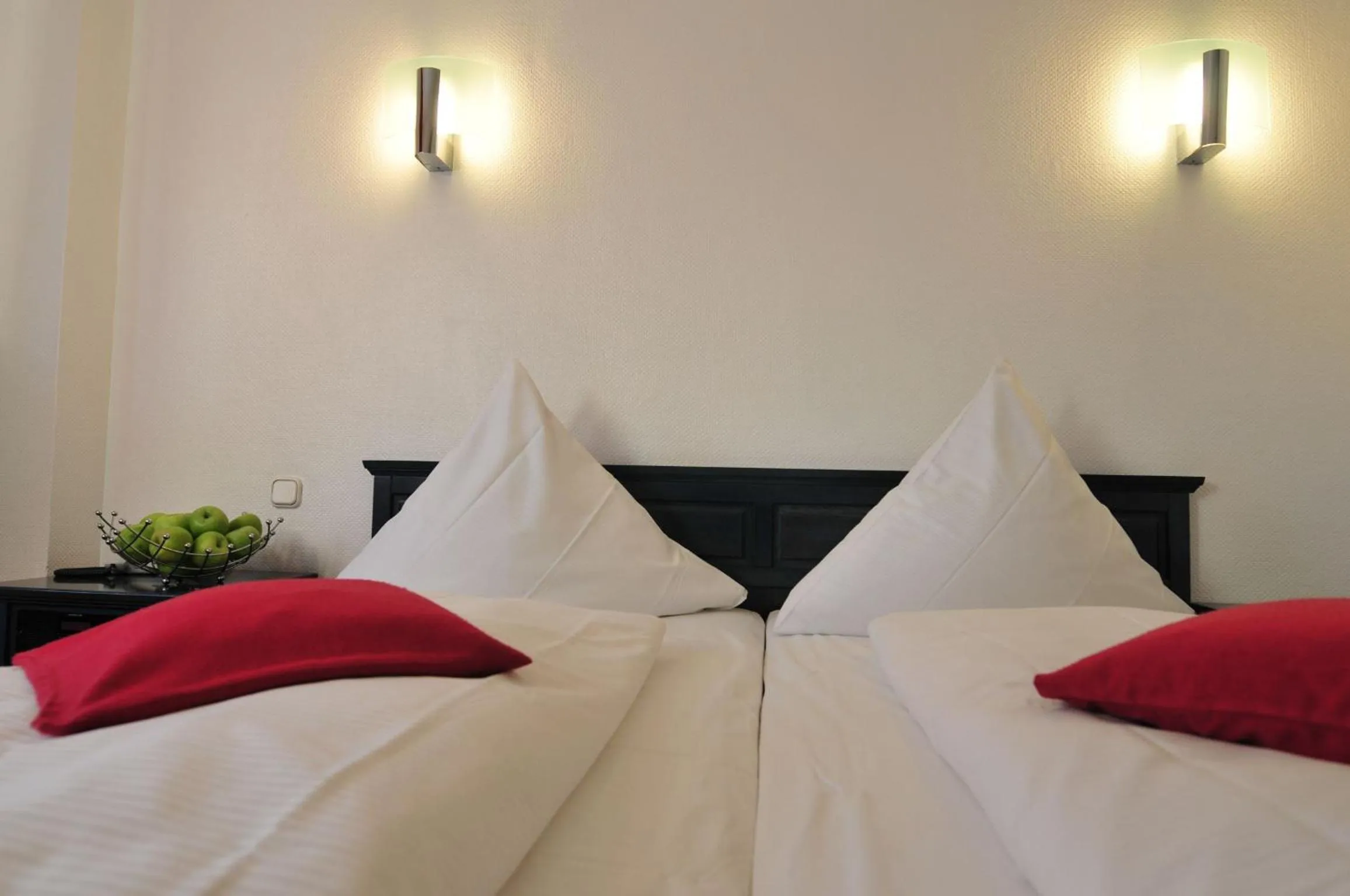 Photo of the whole room, Bed in Cerano City Hotel Köln am Dom