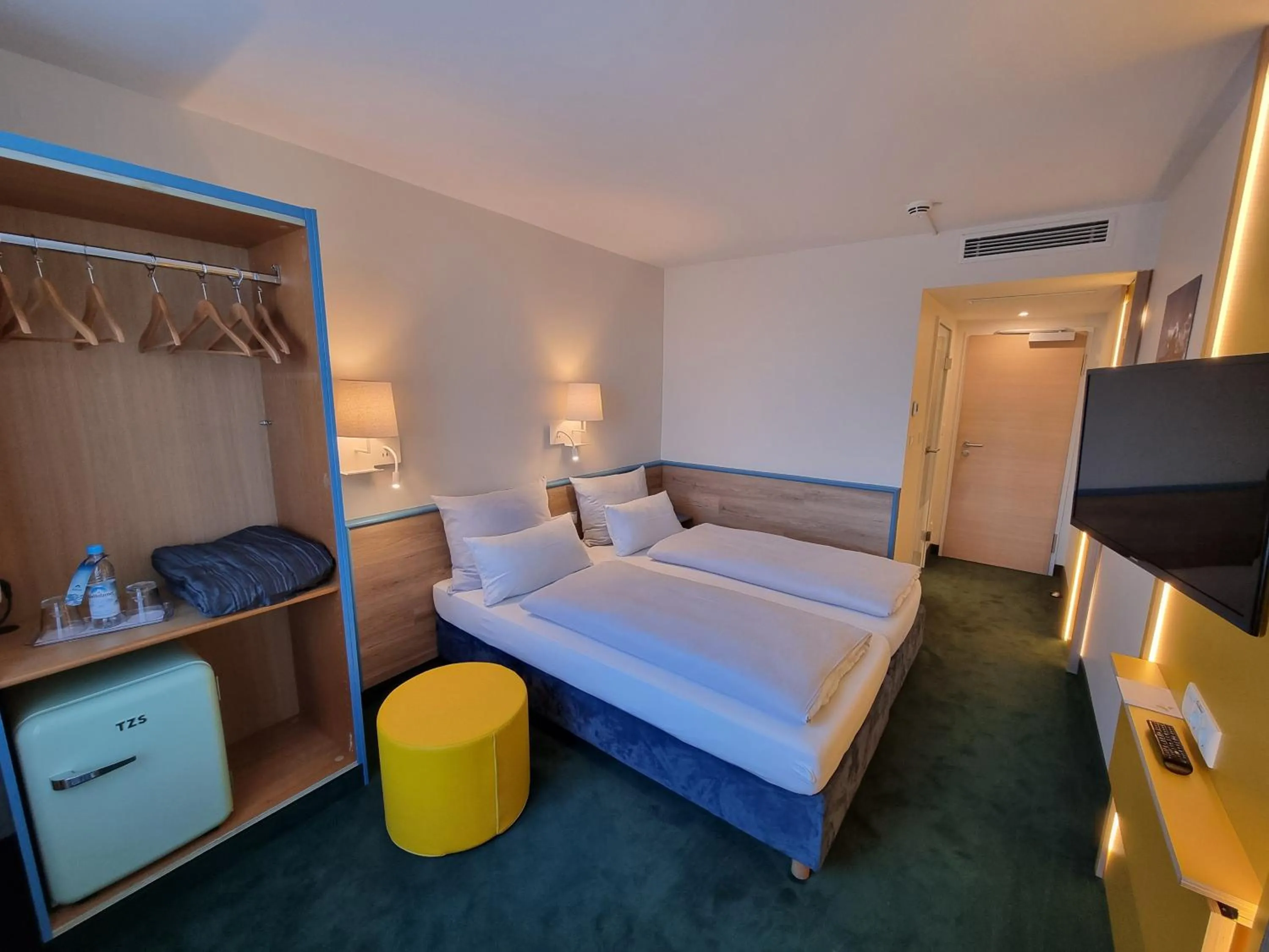 Bed in myMINGA13 - Hotel & serviced Apartments