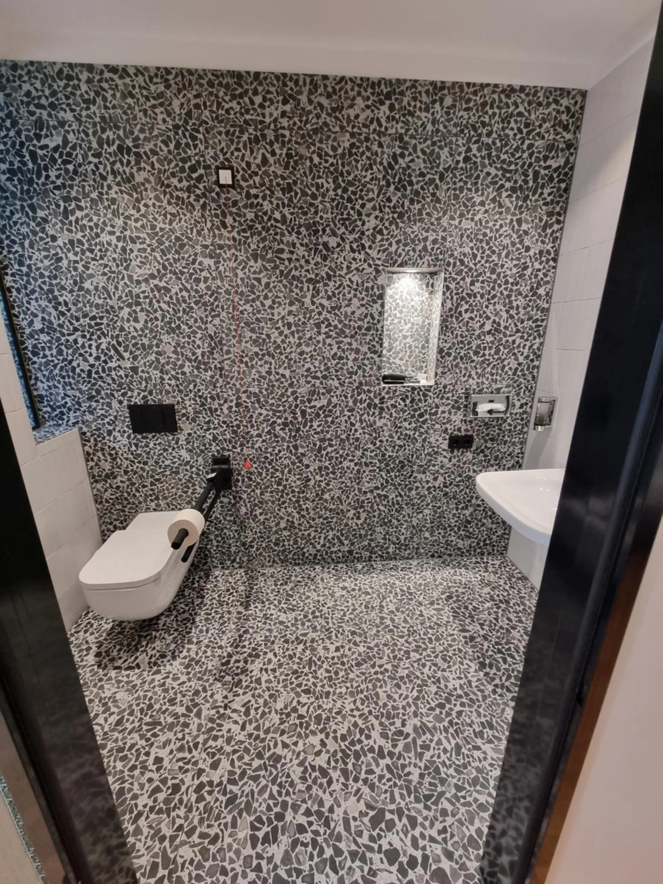 Facility for disabled guests in myMINGA13 - Hotel & serviced Apartments