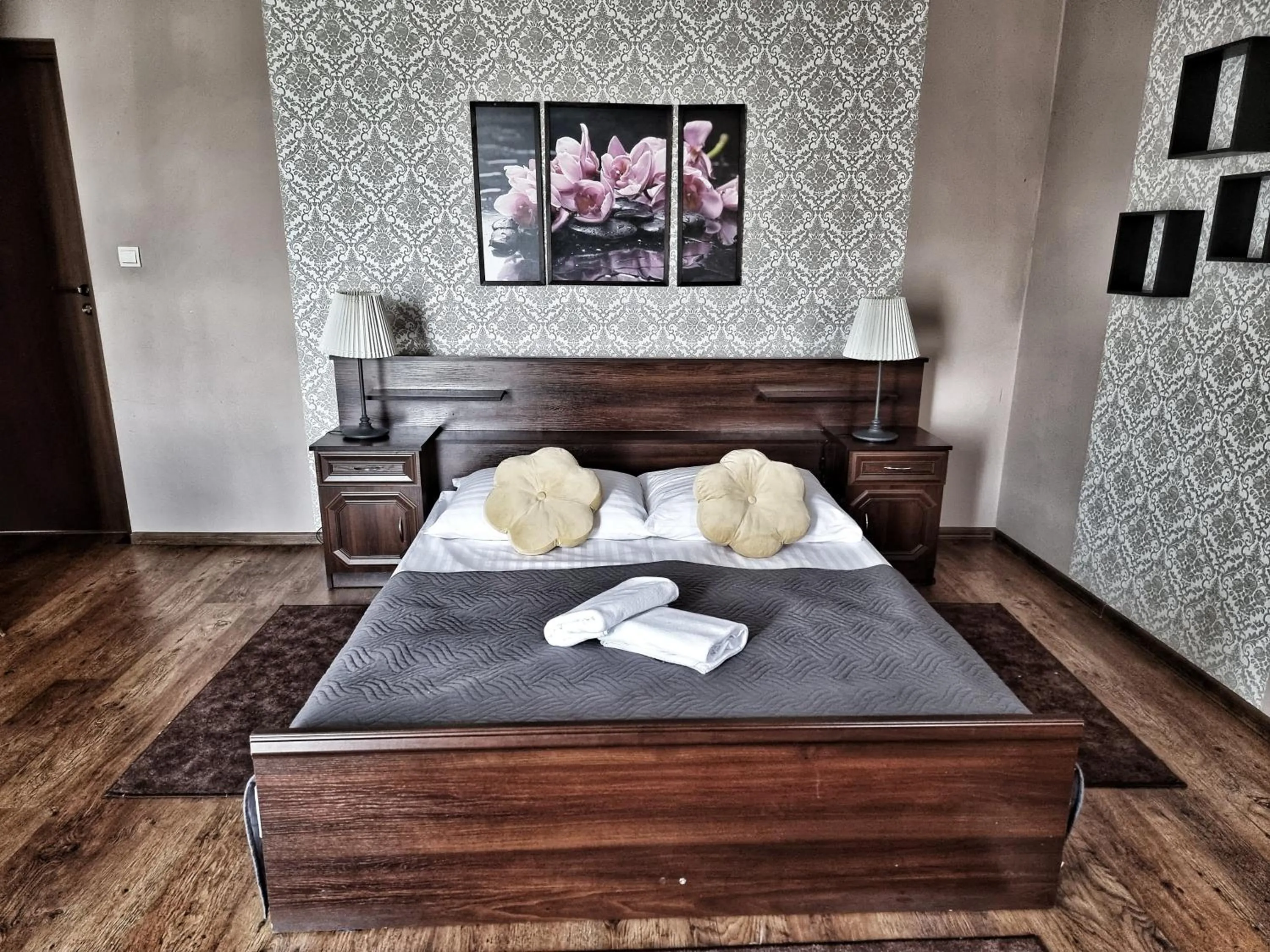 Photo of the whole room, Bed in Dworek za Lasem