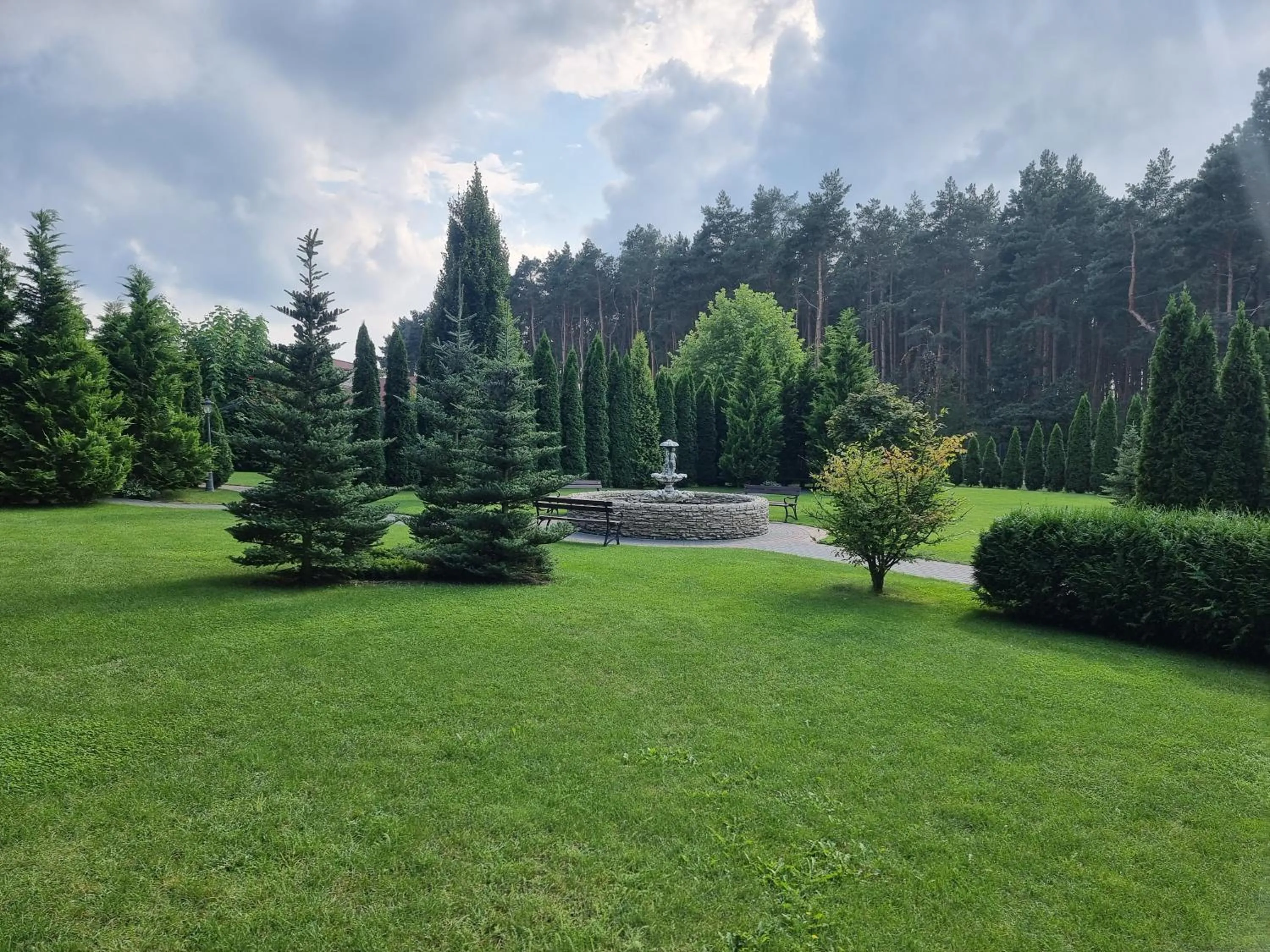 Day in Dworek za Lasem