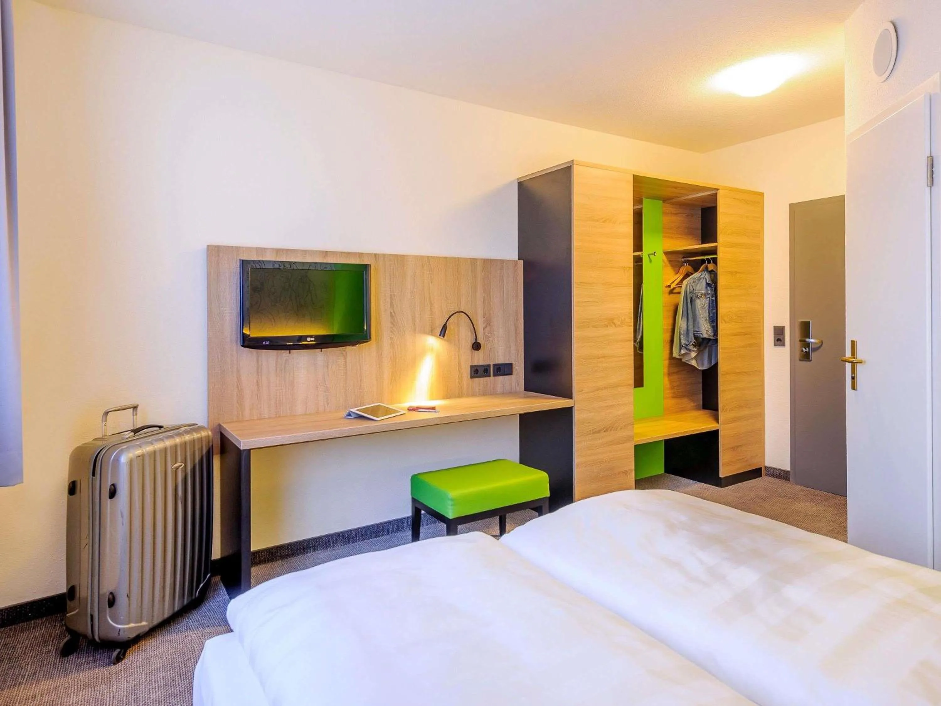 Bedroom, Bed in ibis Styles Halle