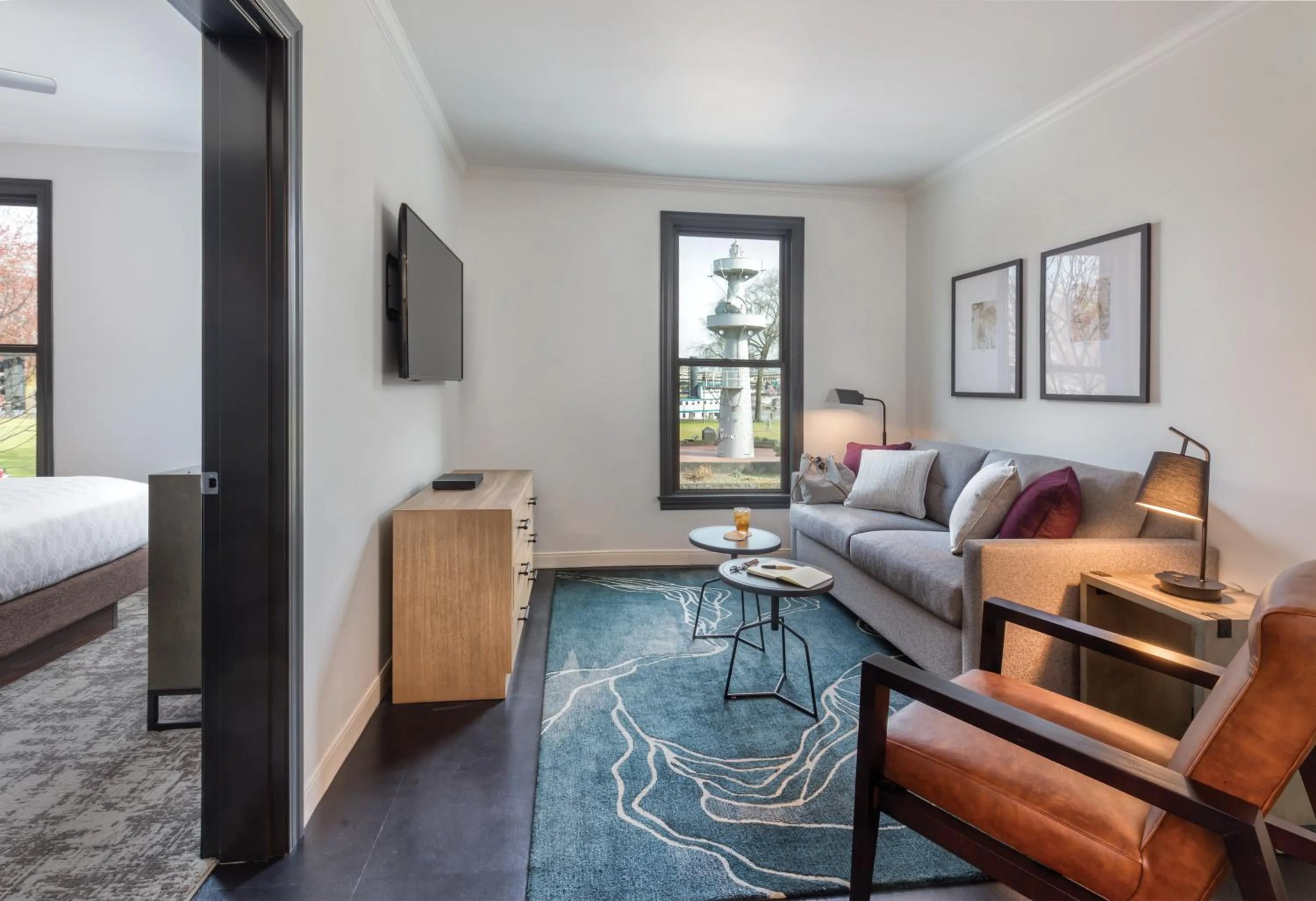 Living room, Bed in WorldMark Portland Waterfront Park