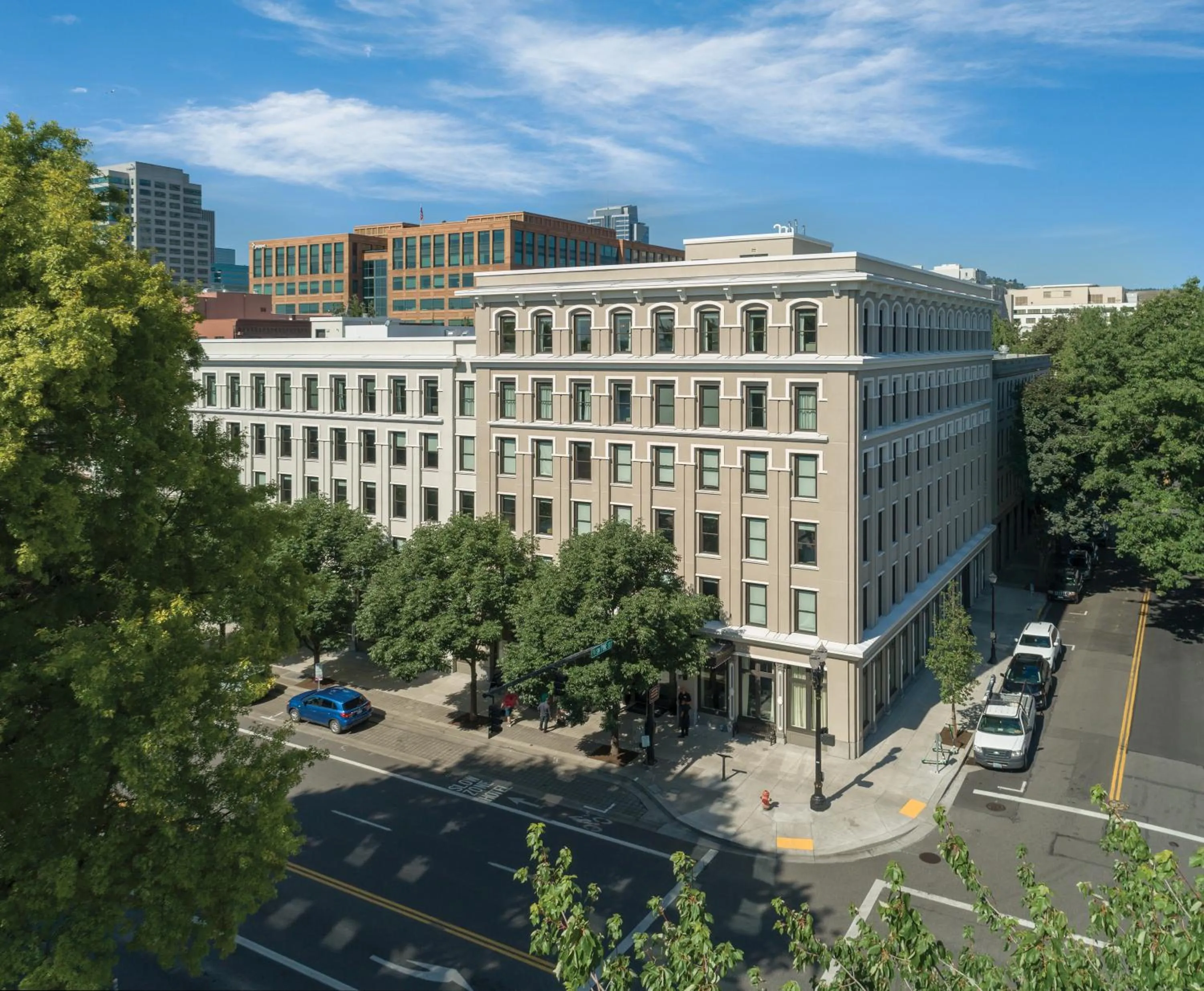Property building in WorldMark Portland Waterfront Park