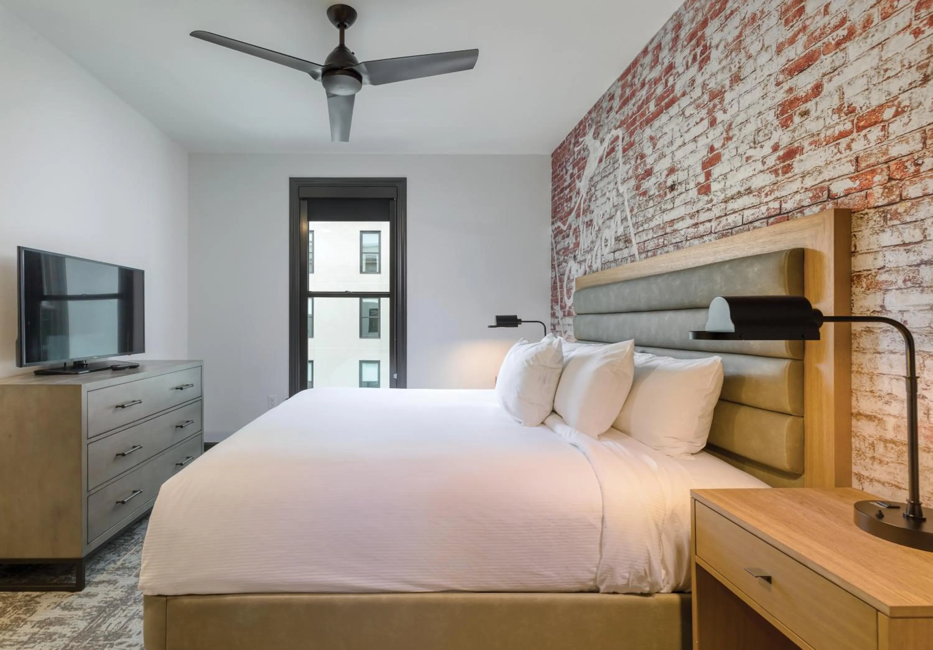 Bed in WorldMark Portland Waterfront Park