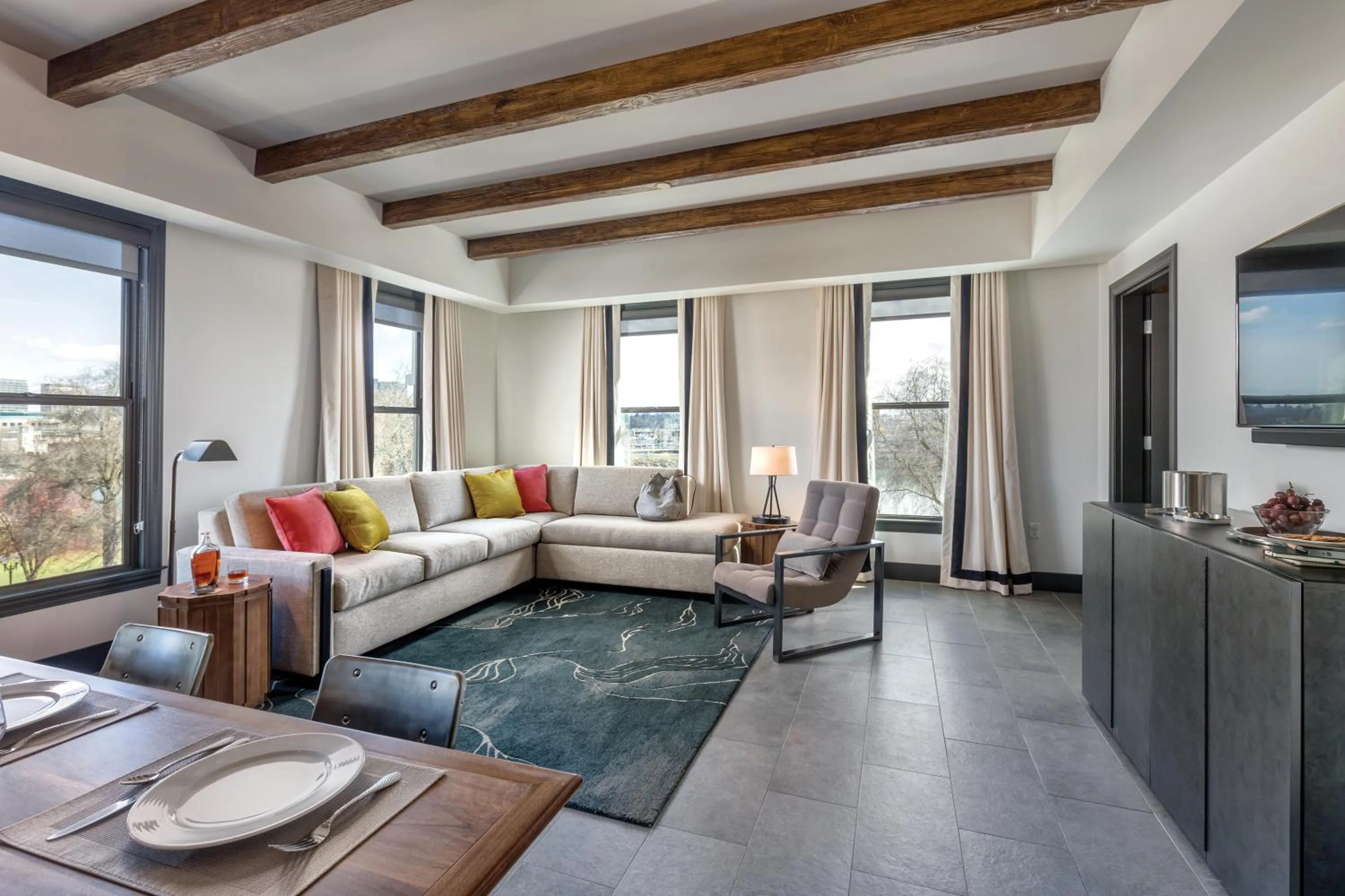 Living room in WorldMark Portland Waterfront Park