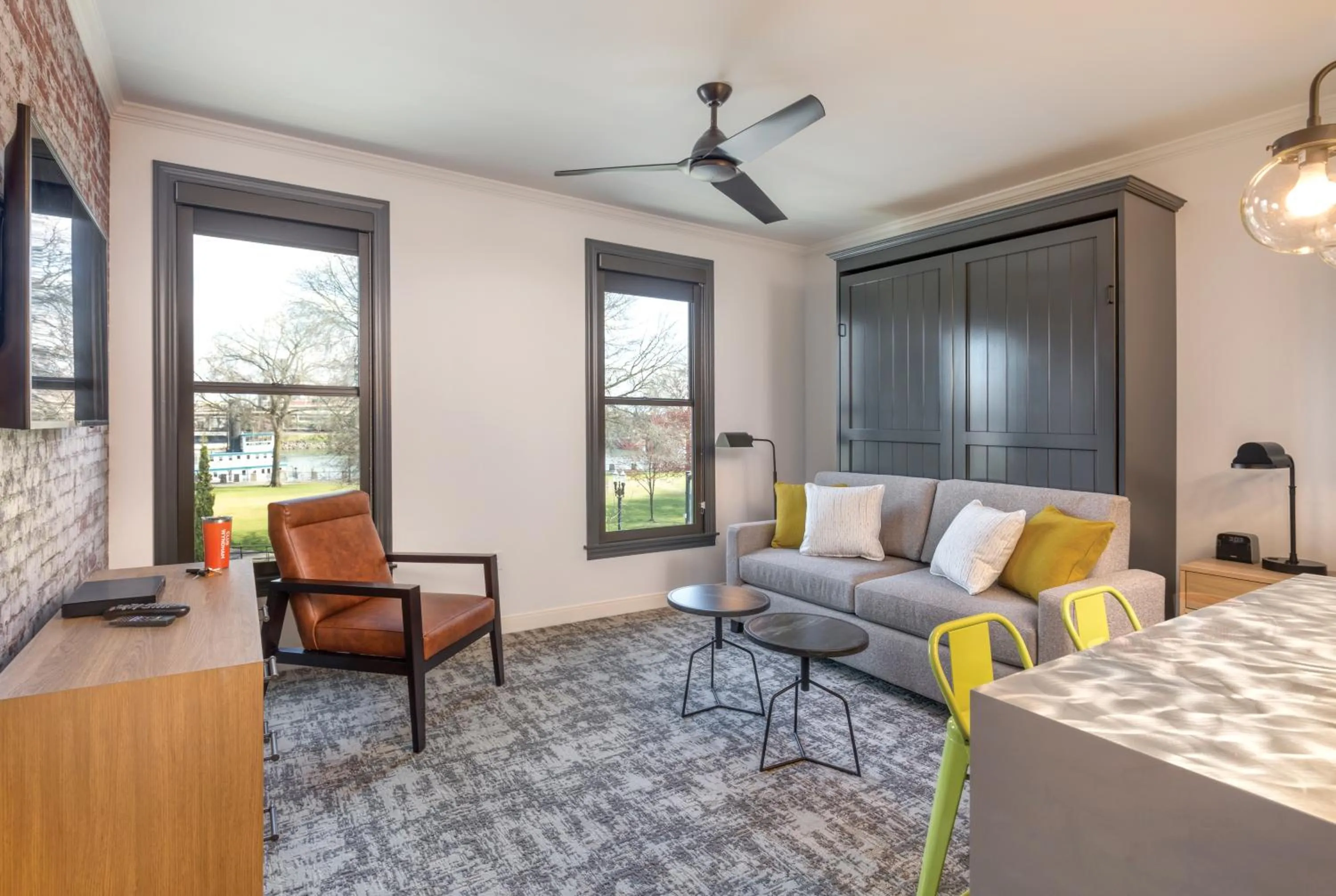 Bed in WorldMark Portland Waterfront Park