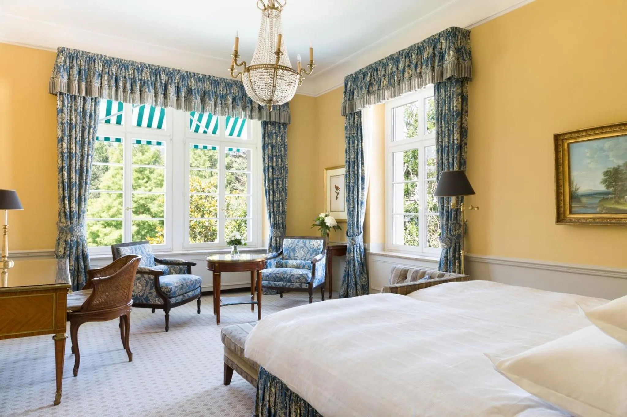 Photo of the whole room, Bed in Brenners Park Hotel & Spa, Oetker Hotels