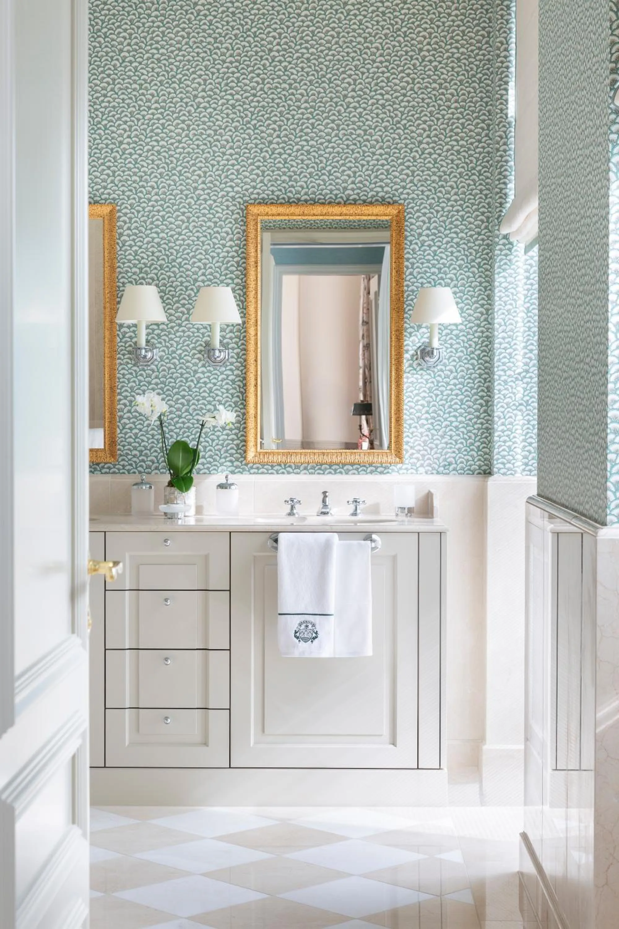 Bathroom in Brenners Park Hotel & Spa, Oetker Hotels