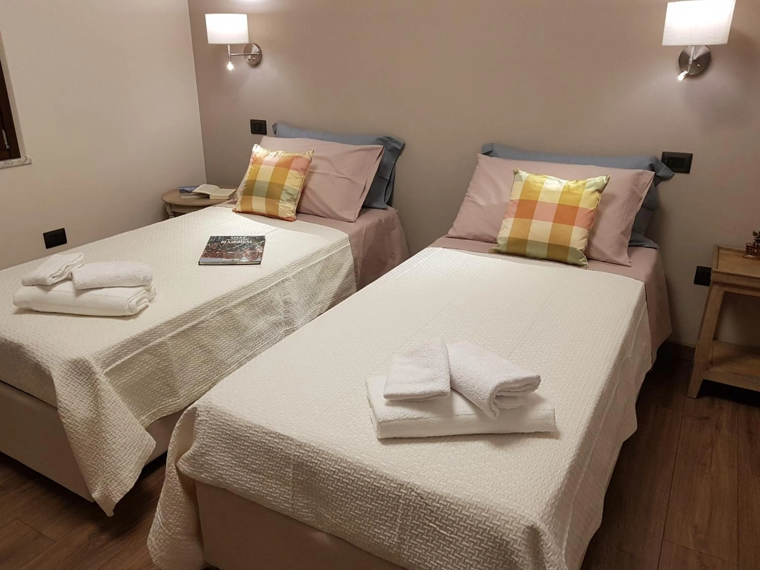 Photo of the whole room, Bed in B&B al civico16