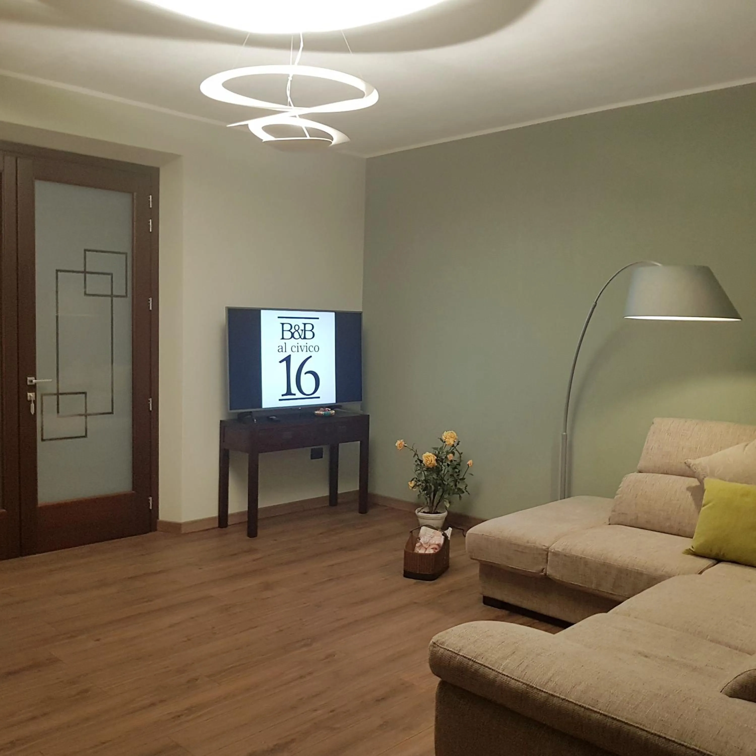 Communal lounge/ TV room in B&B al civico16