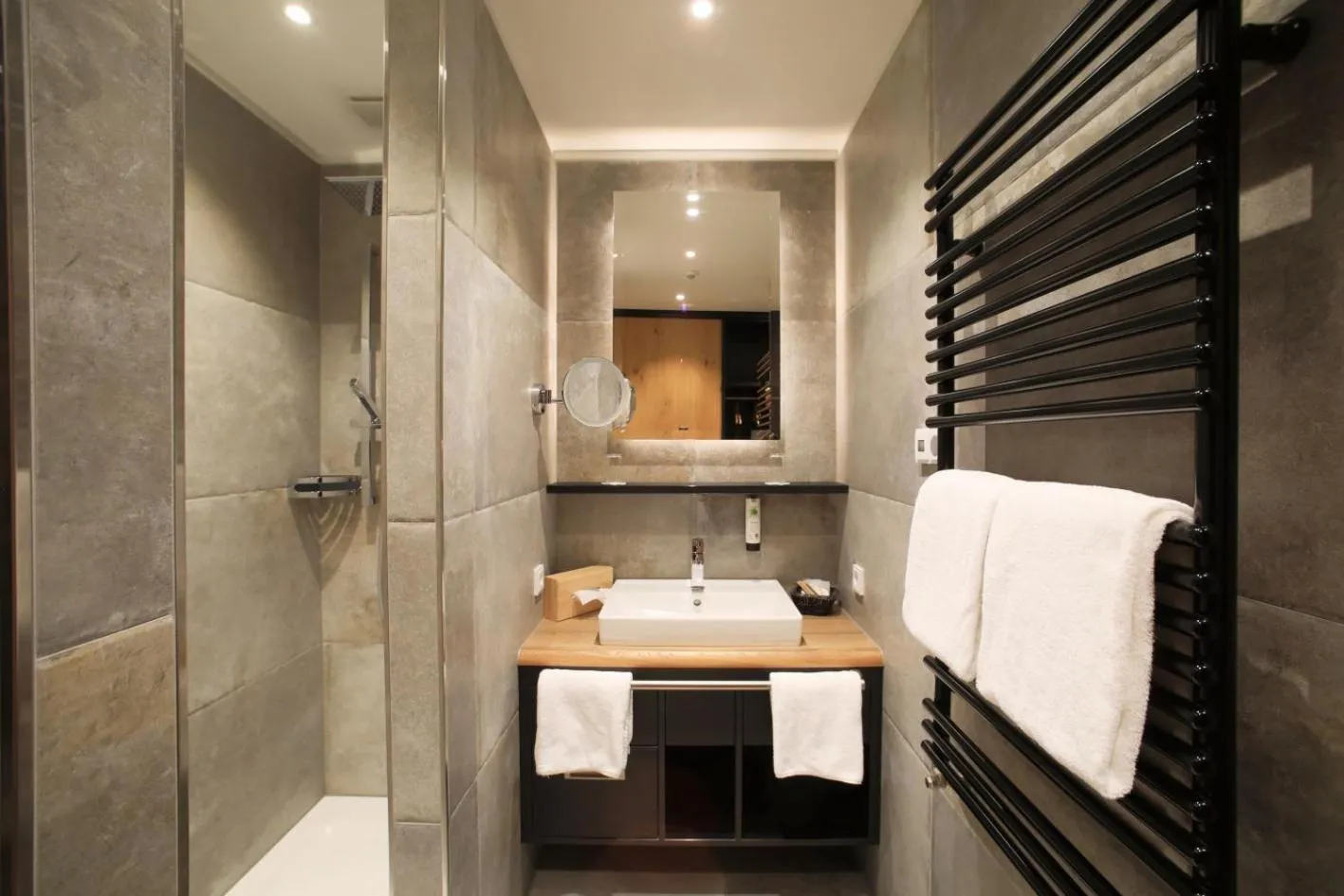 Bathroom in Landidyll Hotel zum Freden