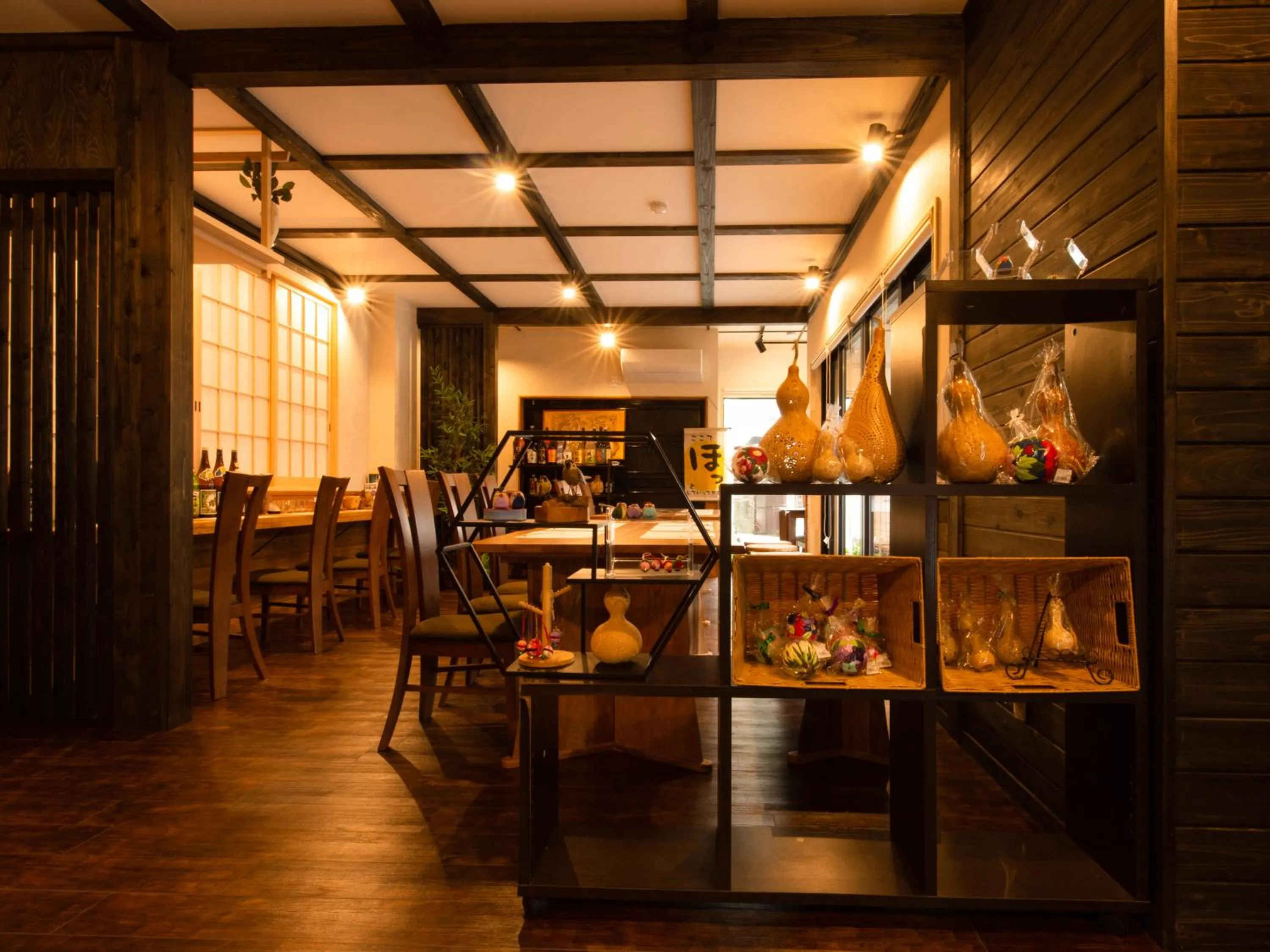 Restaurant/places to eat in Guest House Suzumeno Kakurembo