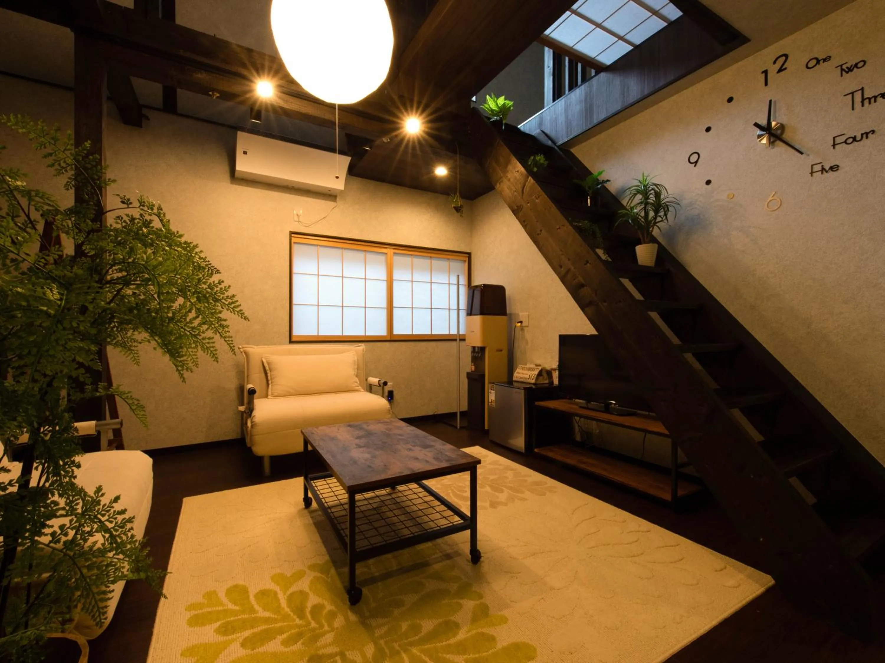 Guest House Suzumeno Kakurembo