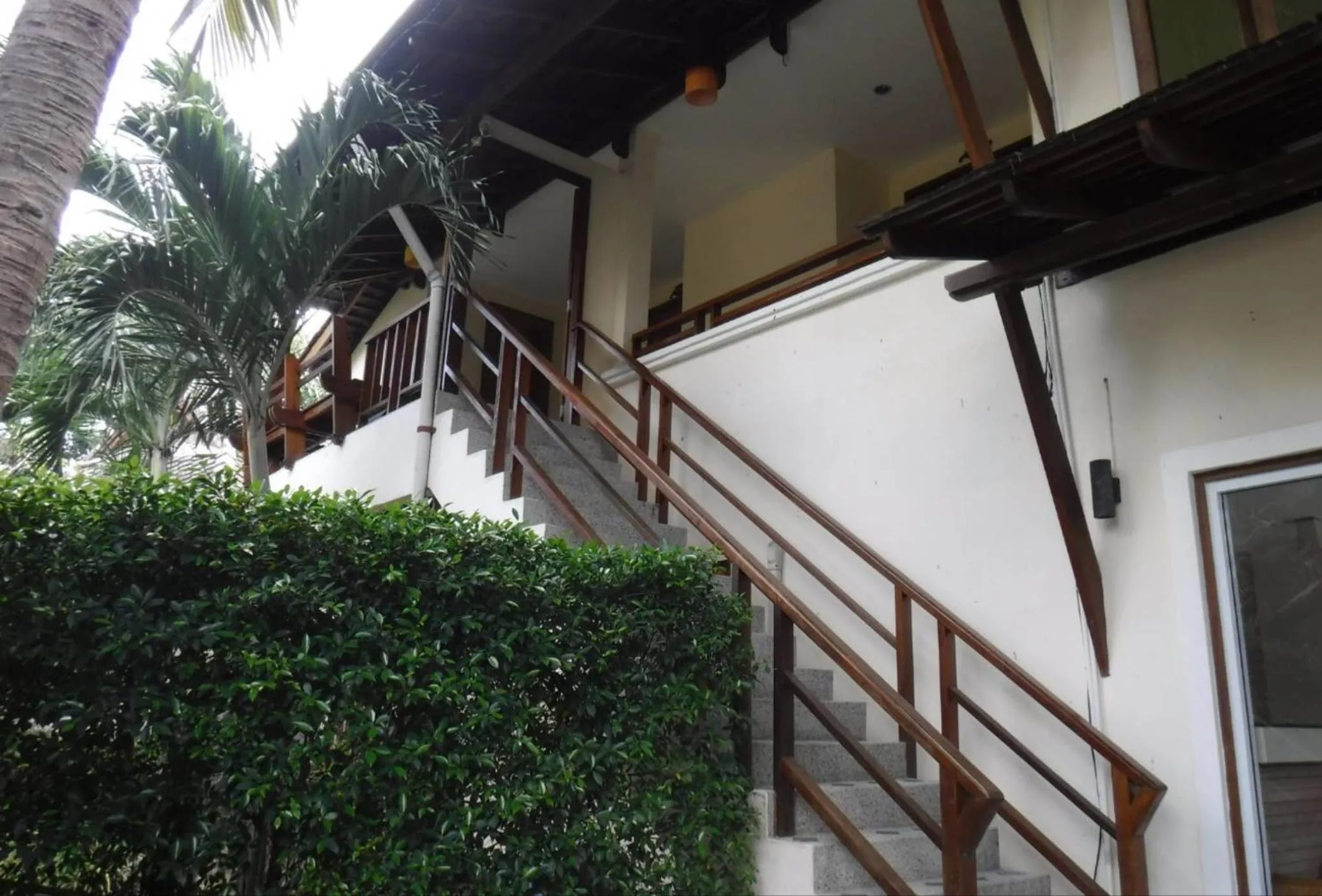 Property building in Seashell Resort Hostel Koh Tao